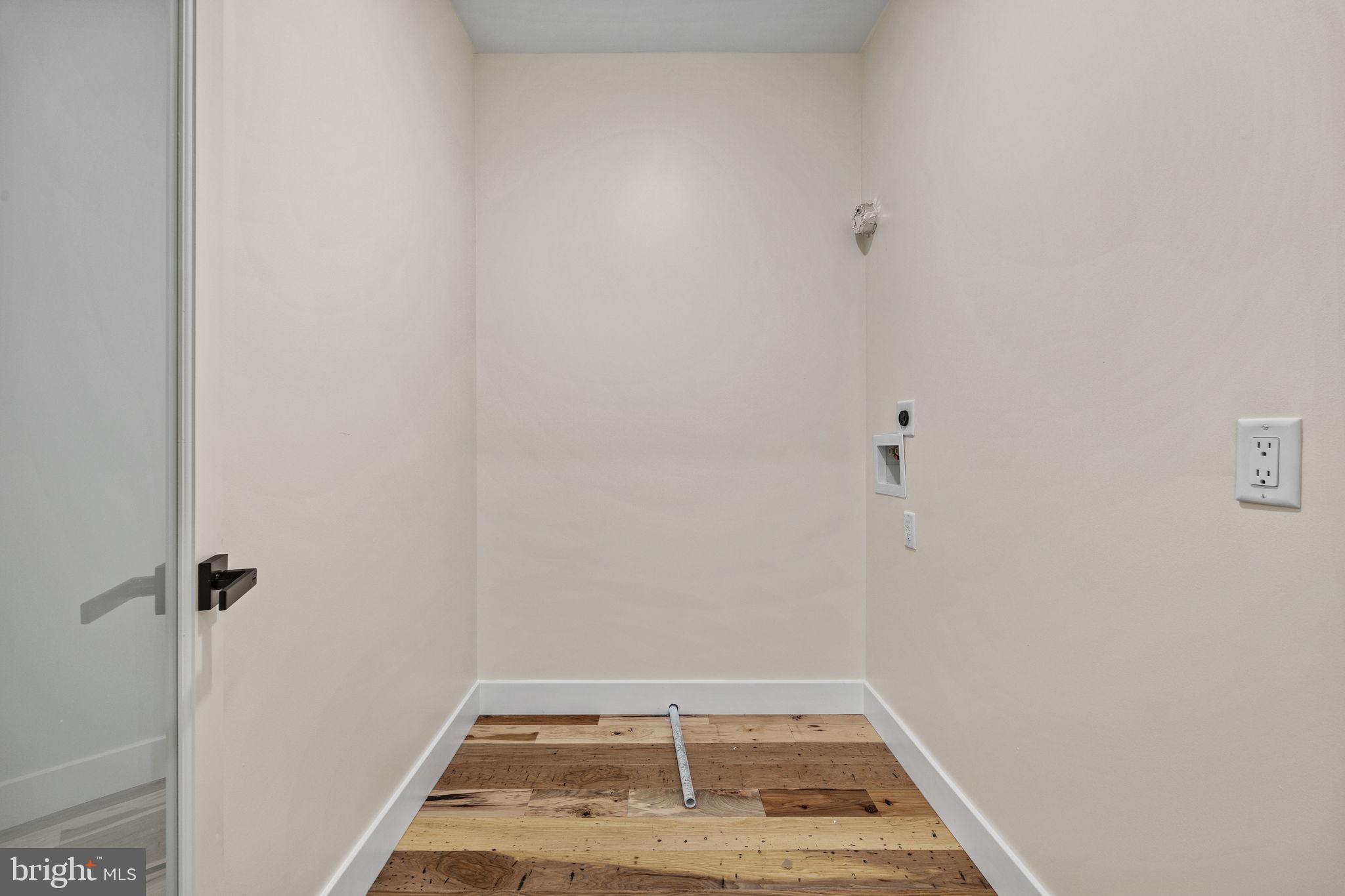 COBBS CREEK - Residential Lease