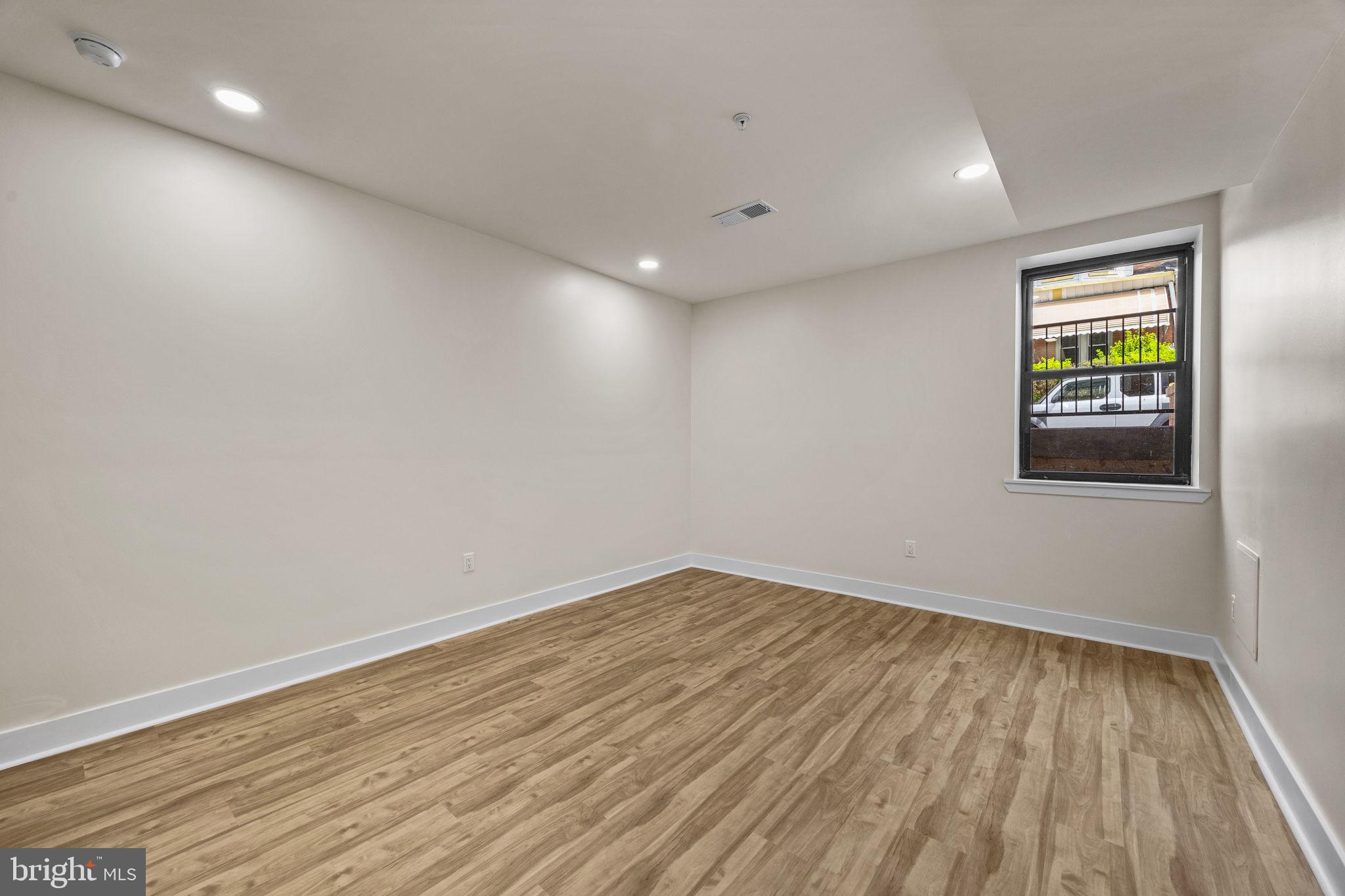 COBBS CREEK - Residential Lease