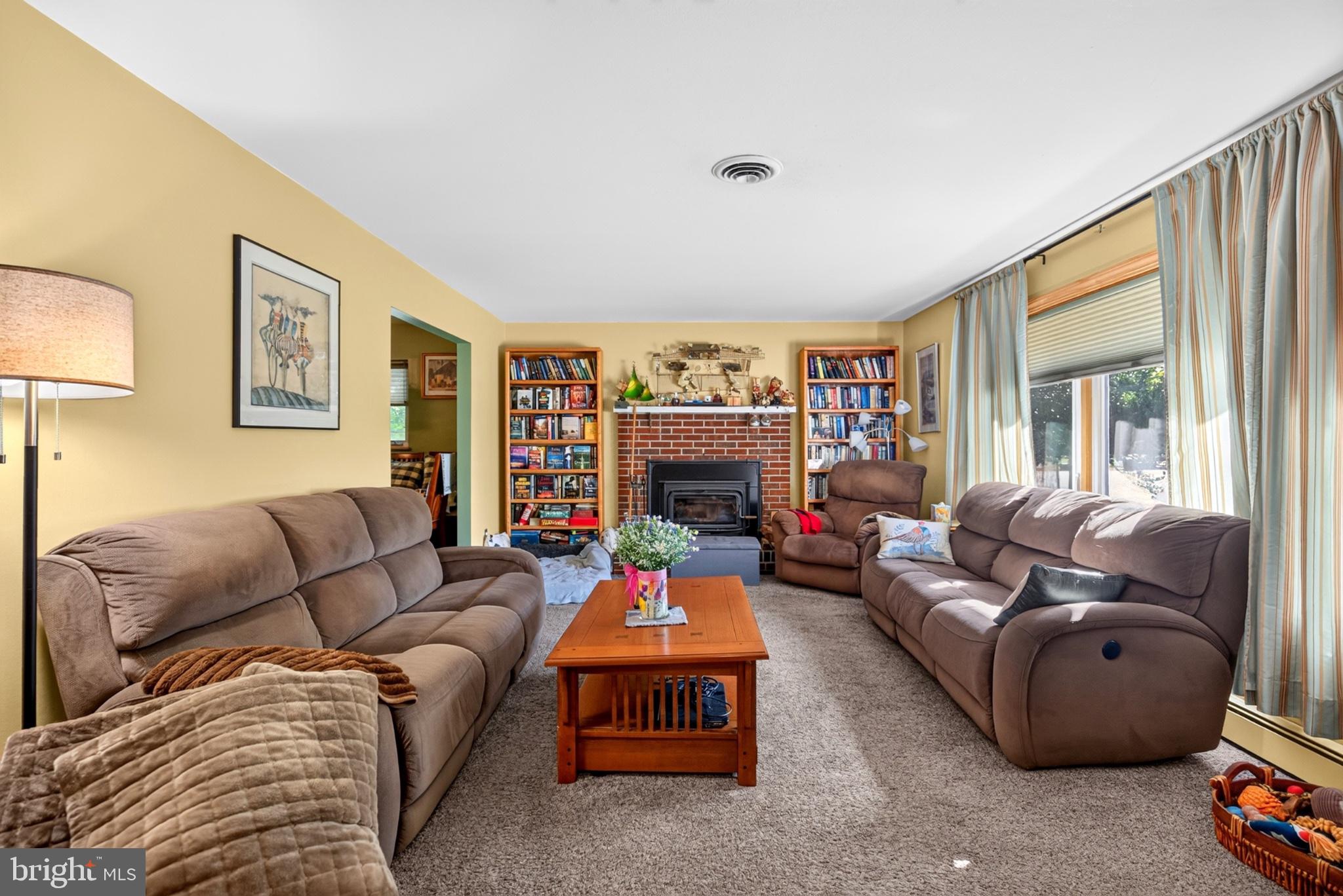 6 FISHER PLACE