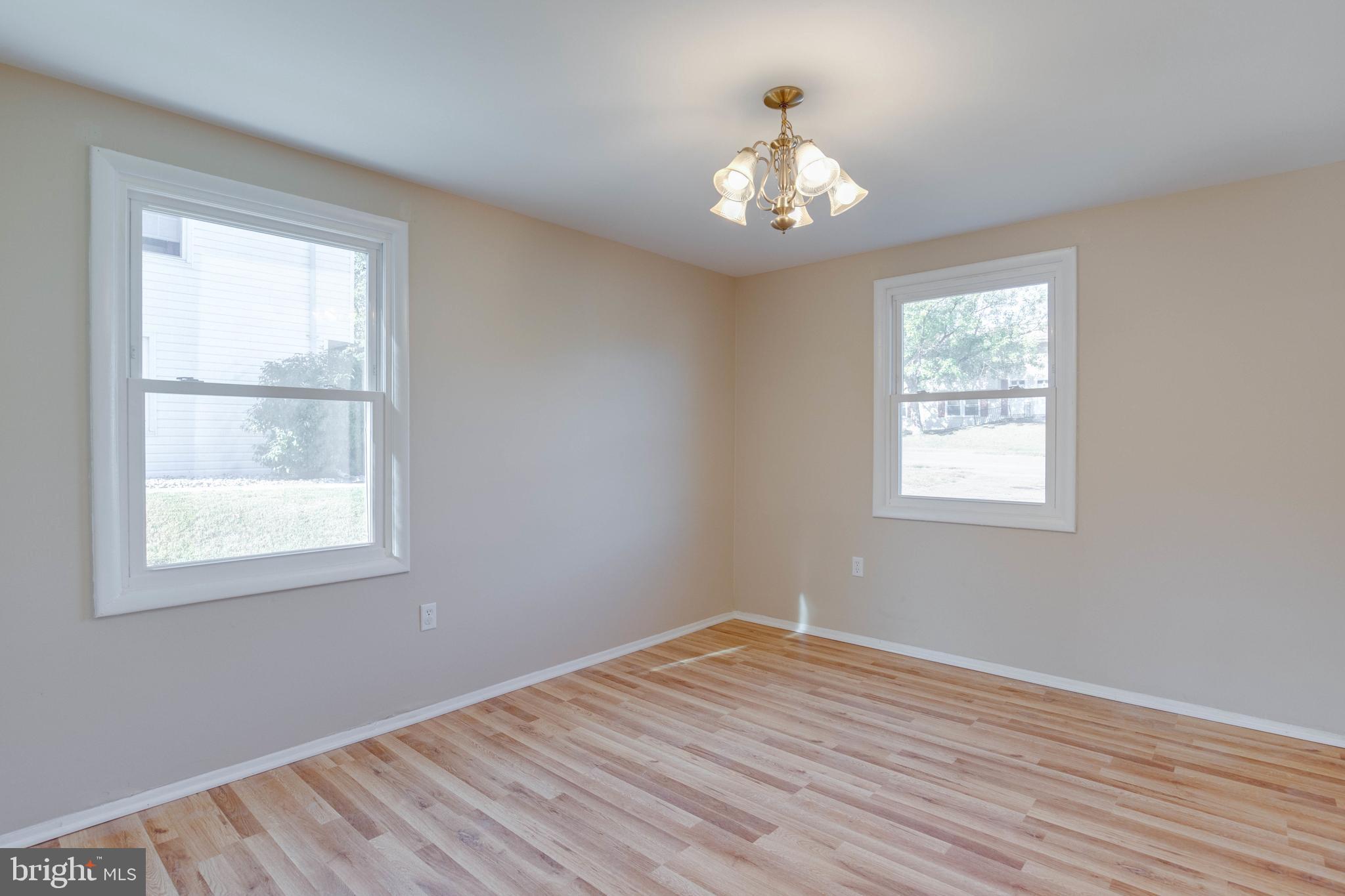 MAPLE RIDGE - Residential