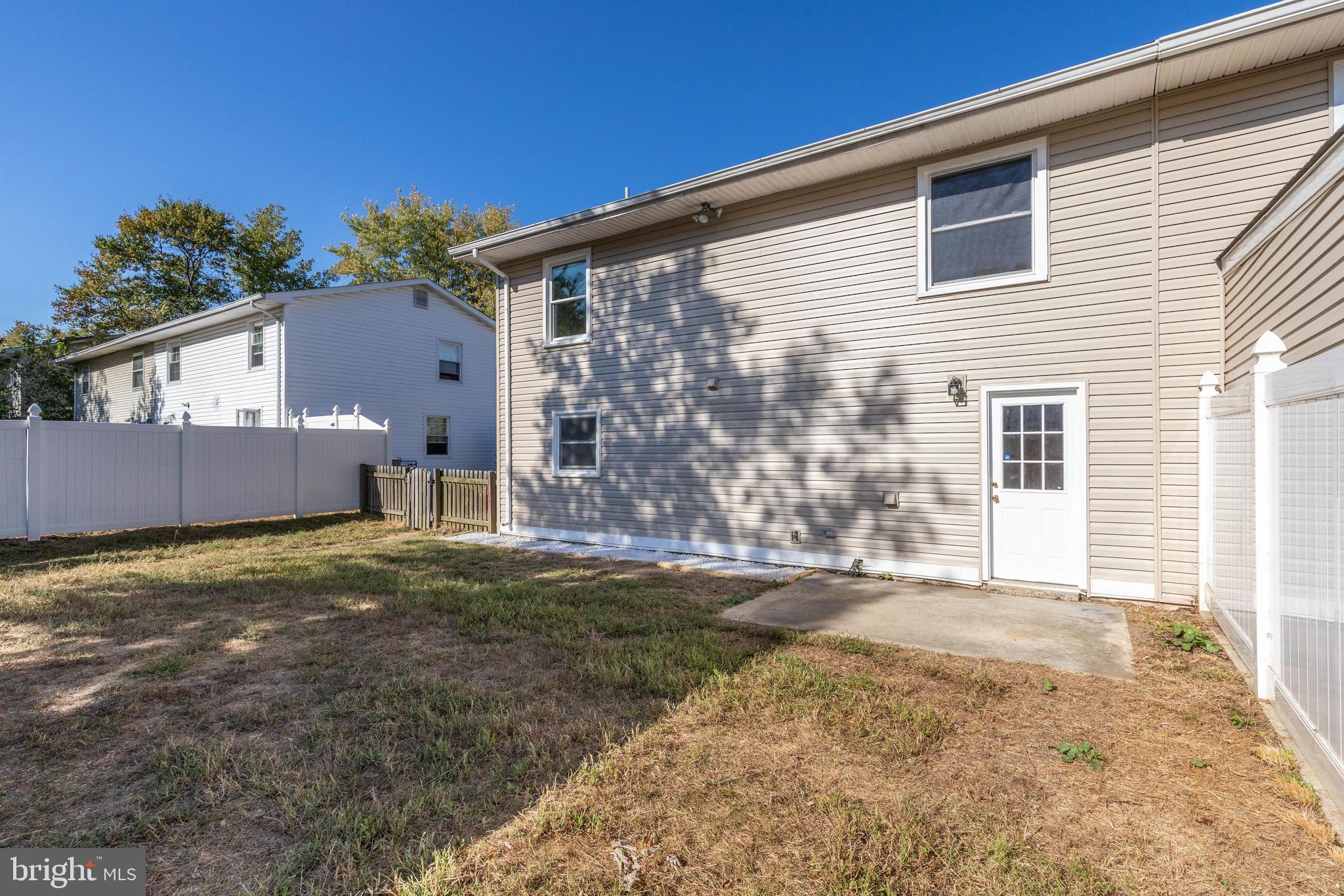 MAPLE RIDGE - Residential