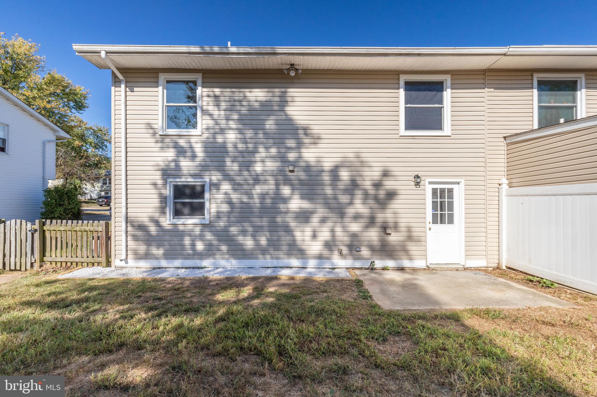 MAPLE RIDGE - Residential