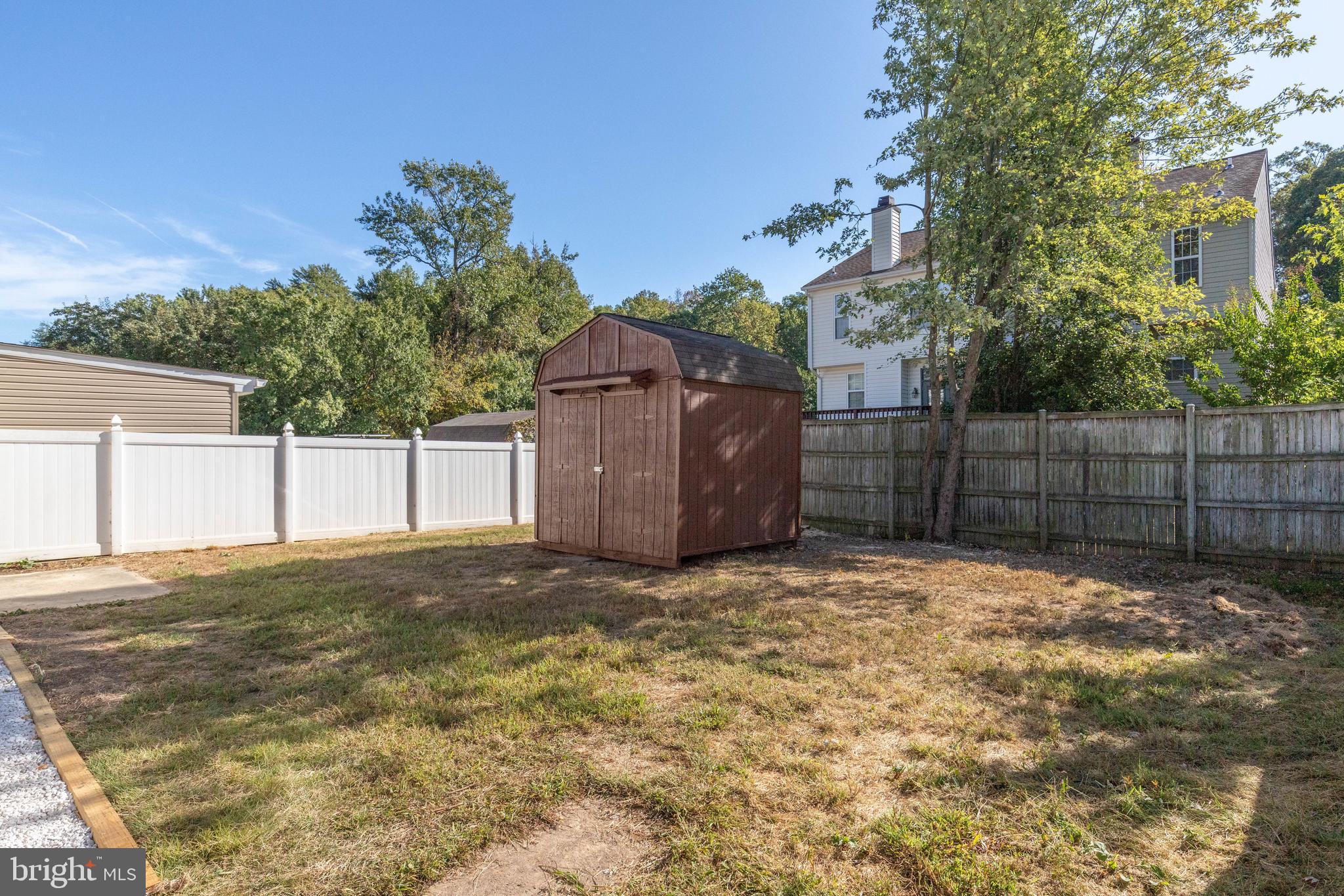 MAPLE RIDGE - Residential