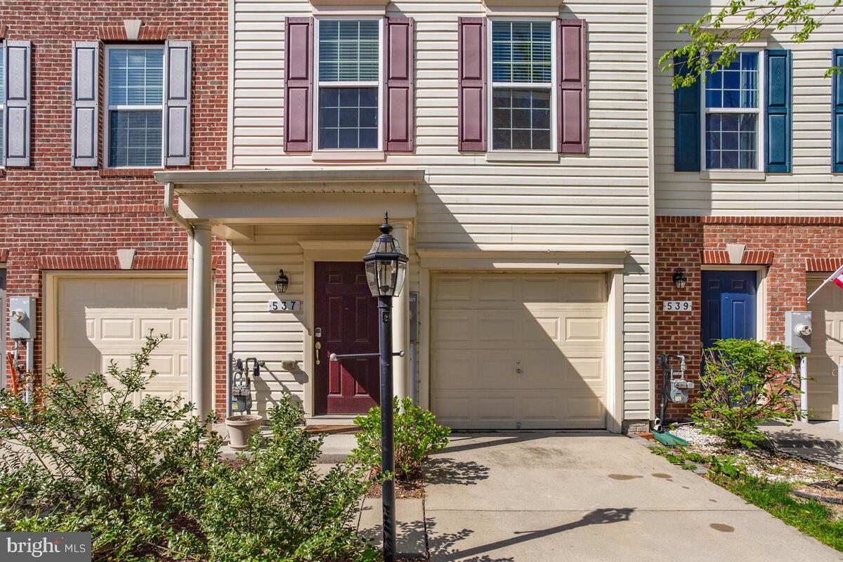 THE POINTE AT TANYARD SPRINGS - Residential