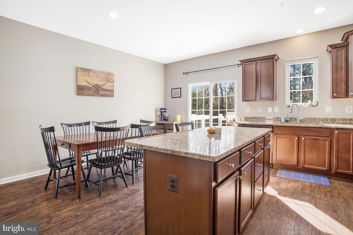 THE POINTE AT TANYARD SPRINGS - Residential