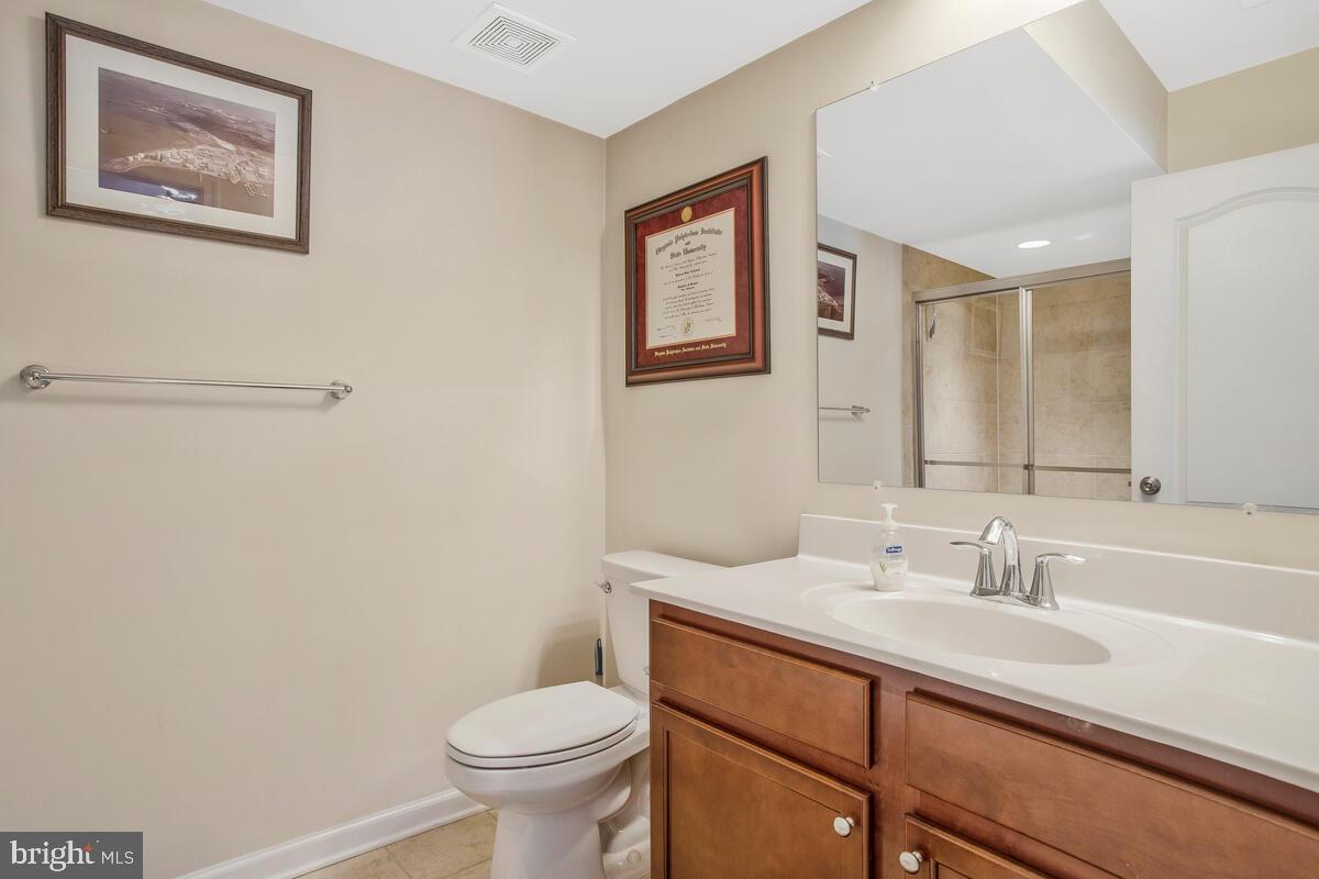 THE POINTE AT TANYARD SPRINGS - Residential