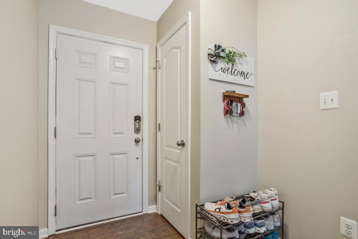 THE POINTE AT TANYARD SPRINGS - Residential