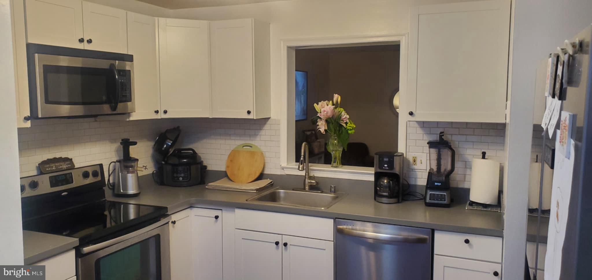 LAUREL GLEN - Residential