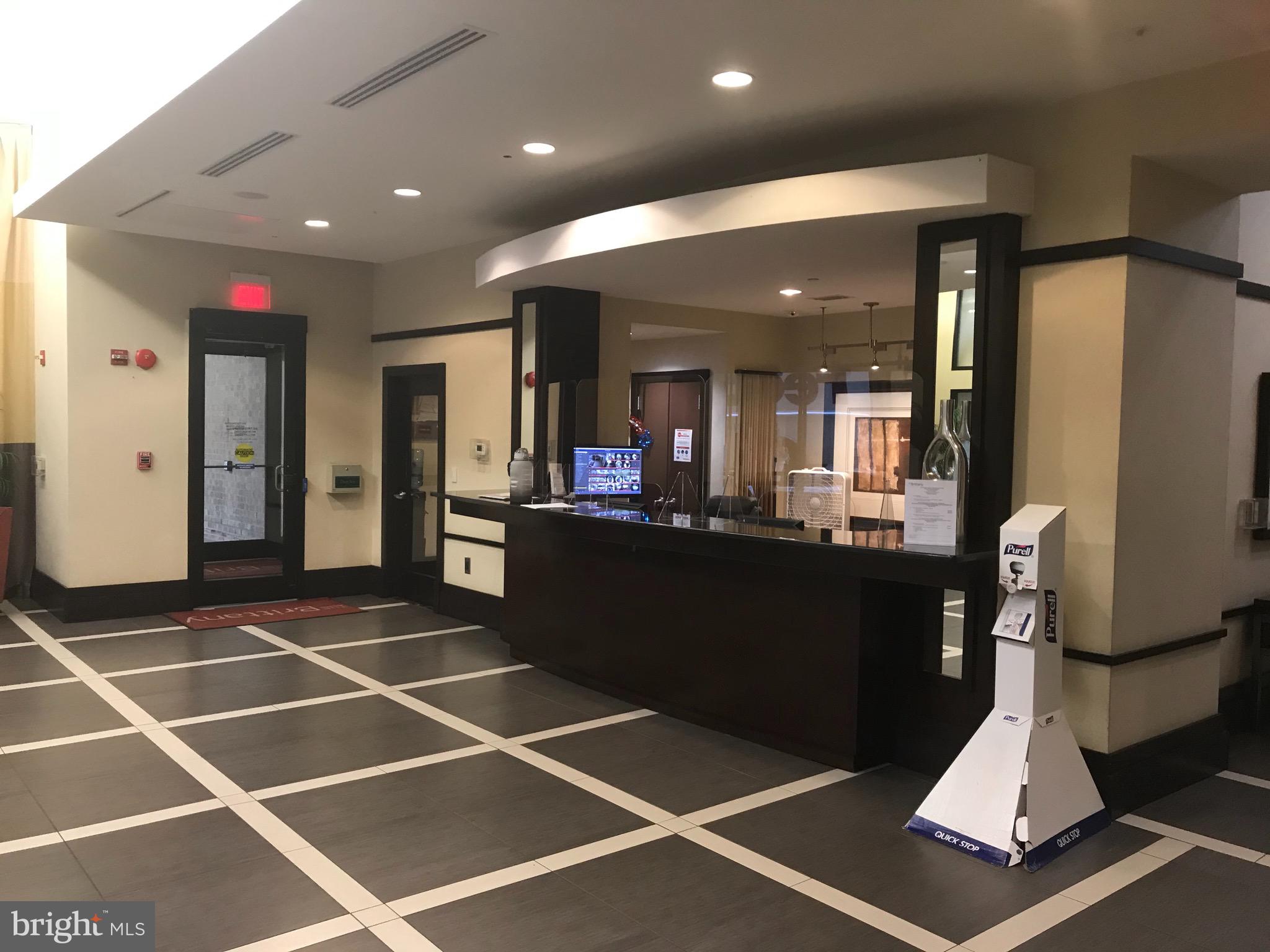 CENTURY SOUTH - Residential Lease