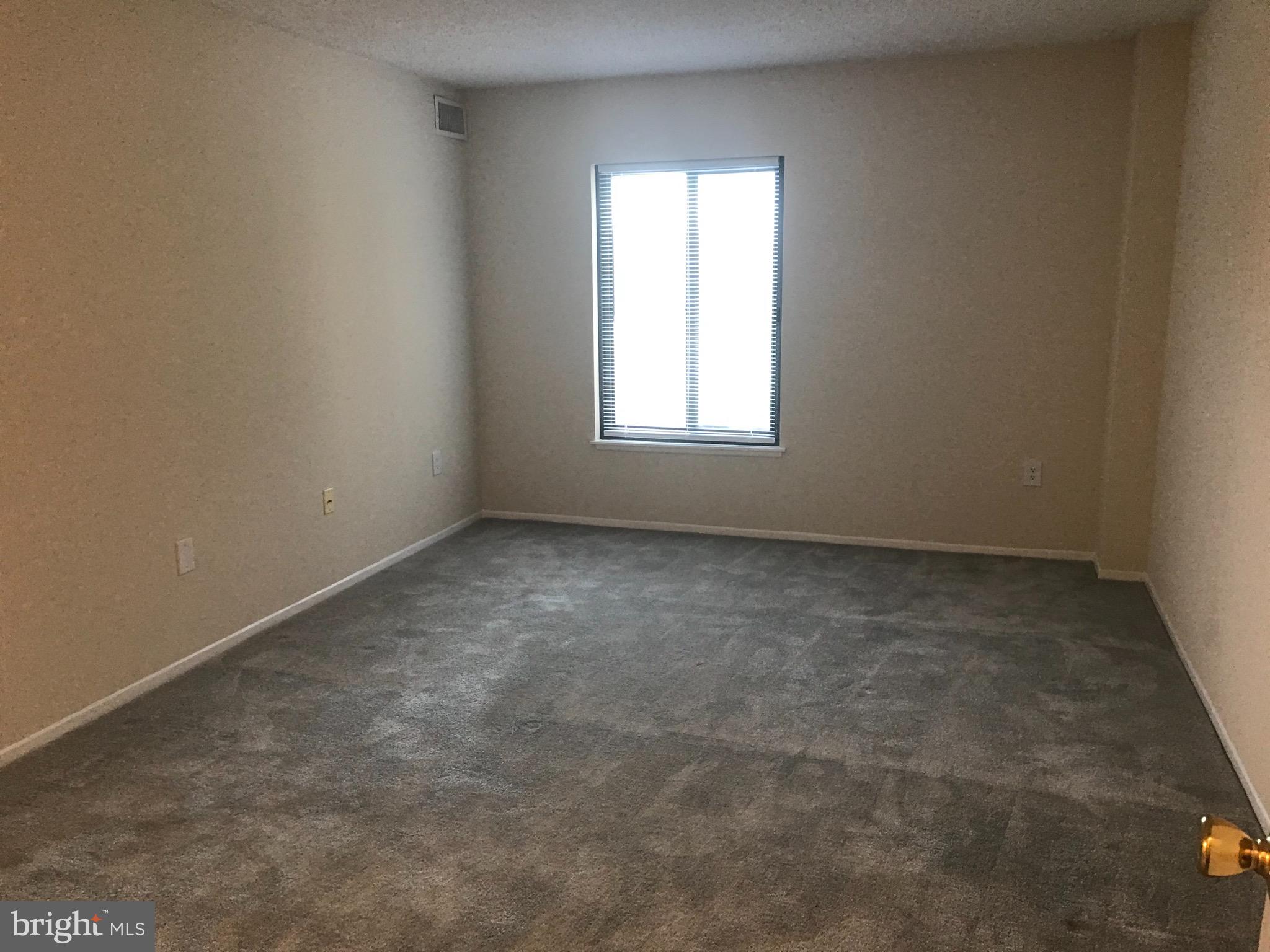 CENTURY SOUTH - Residential Lease