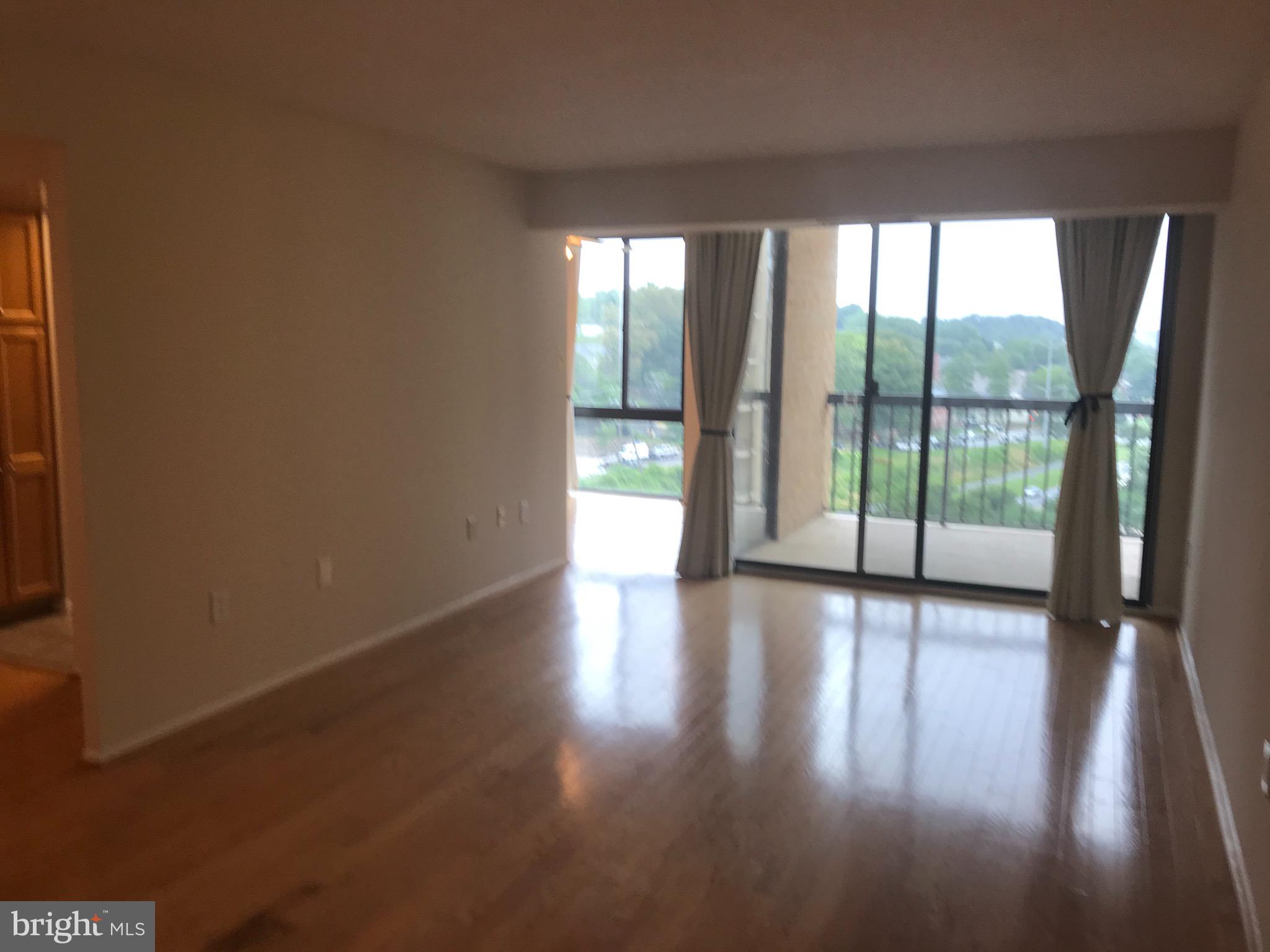 CENTURY SOUTH - Residential Lease