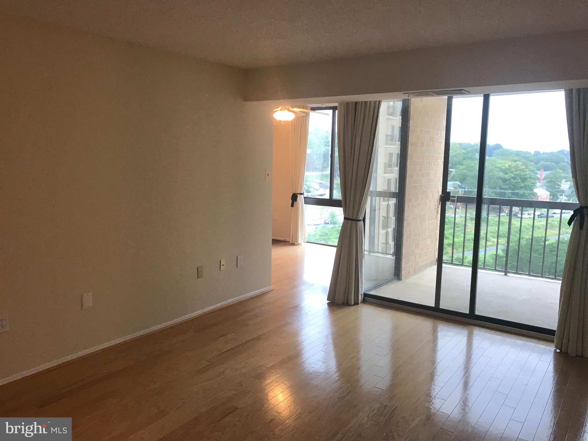 CENTURY SOUTH - Residential Lease