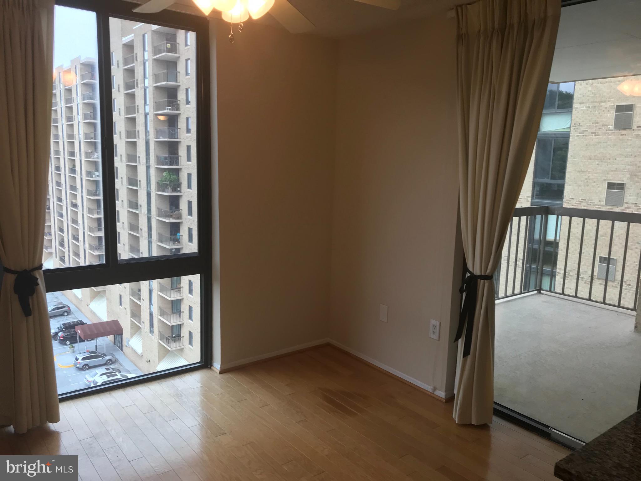 CENTURY SOUTH - Residential Lease