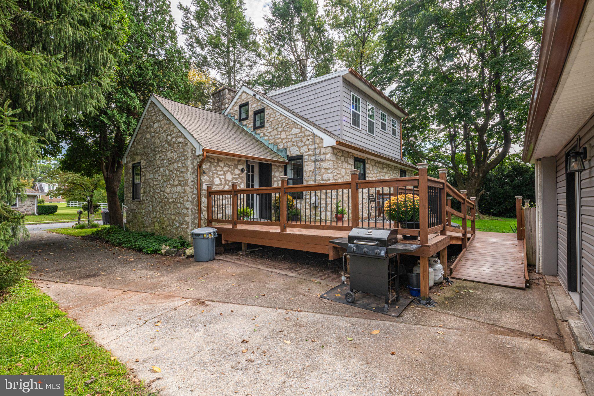 847 WORTH BOULEVARD