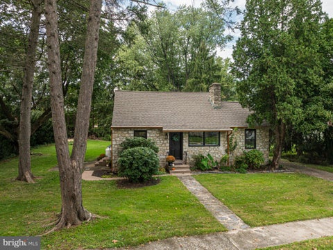 Homes For Sale - 847 Worth Boulevard<br/> POTTSTOWN, PA 19465
