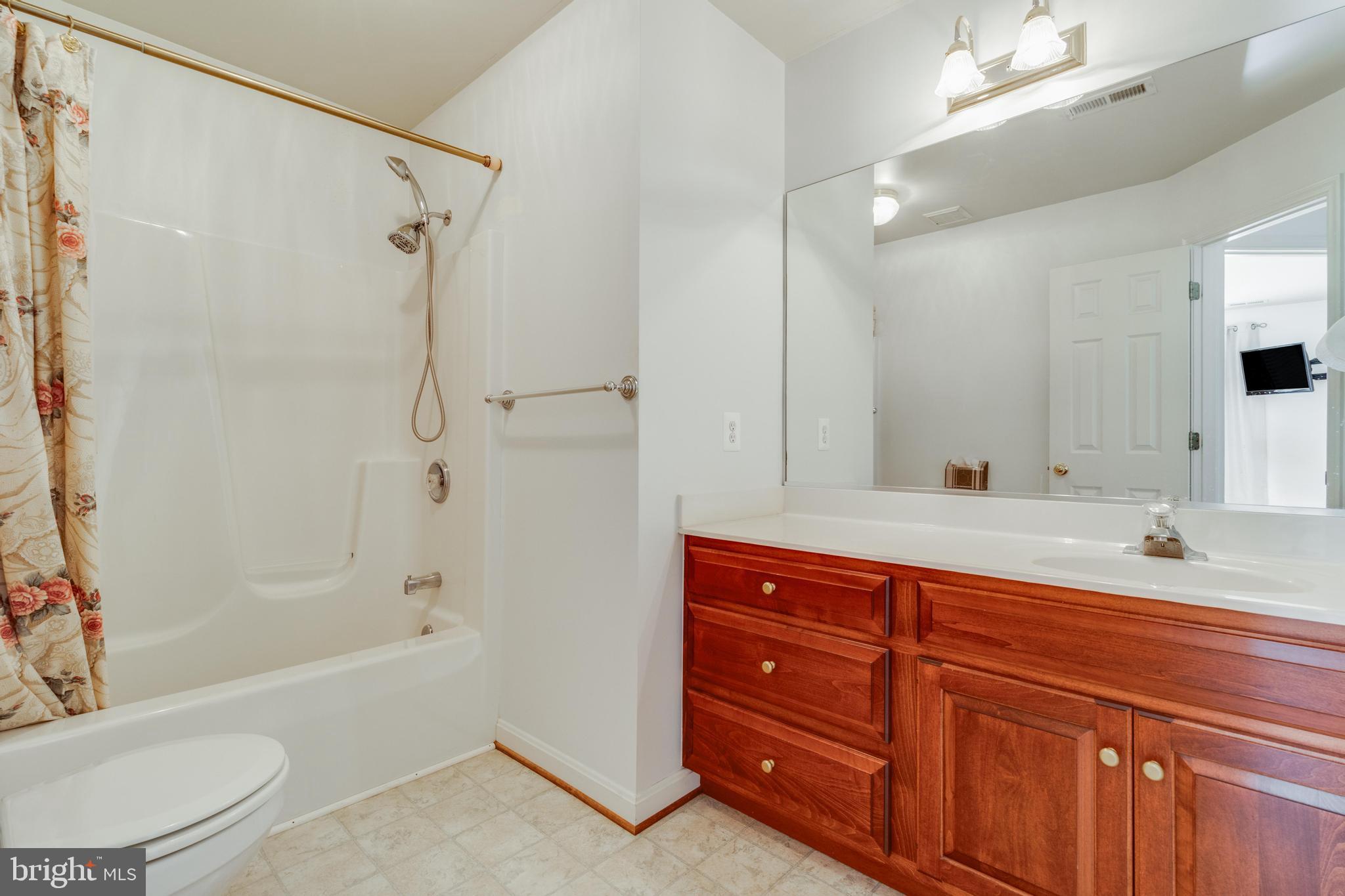 MONTROSE FARMS SUB - Residential