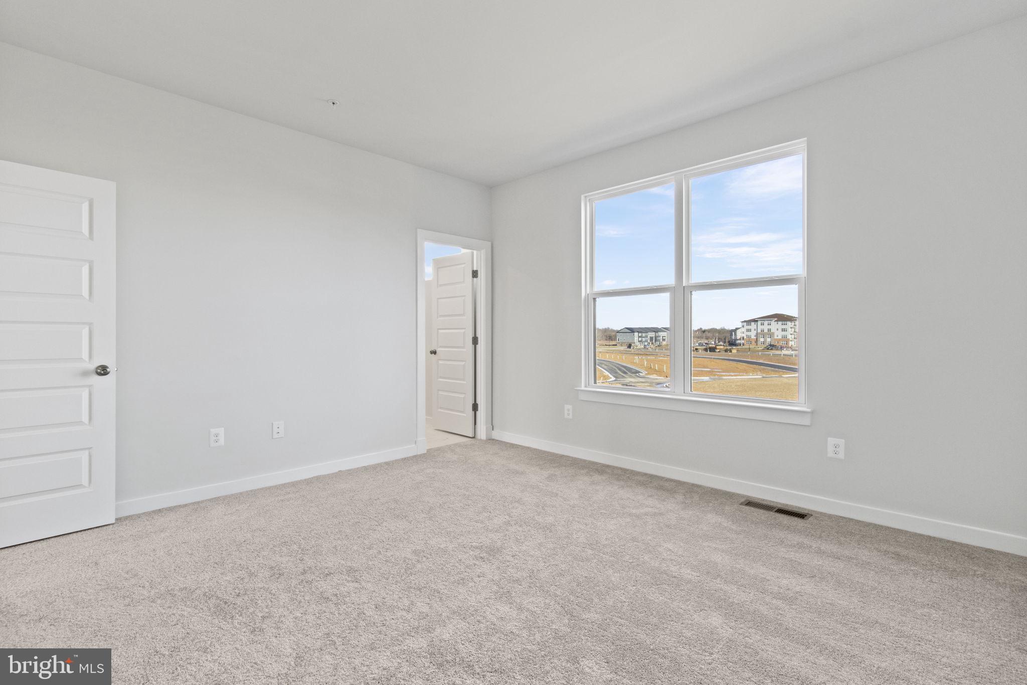 SOUTHLAKE - Residential