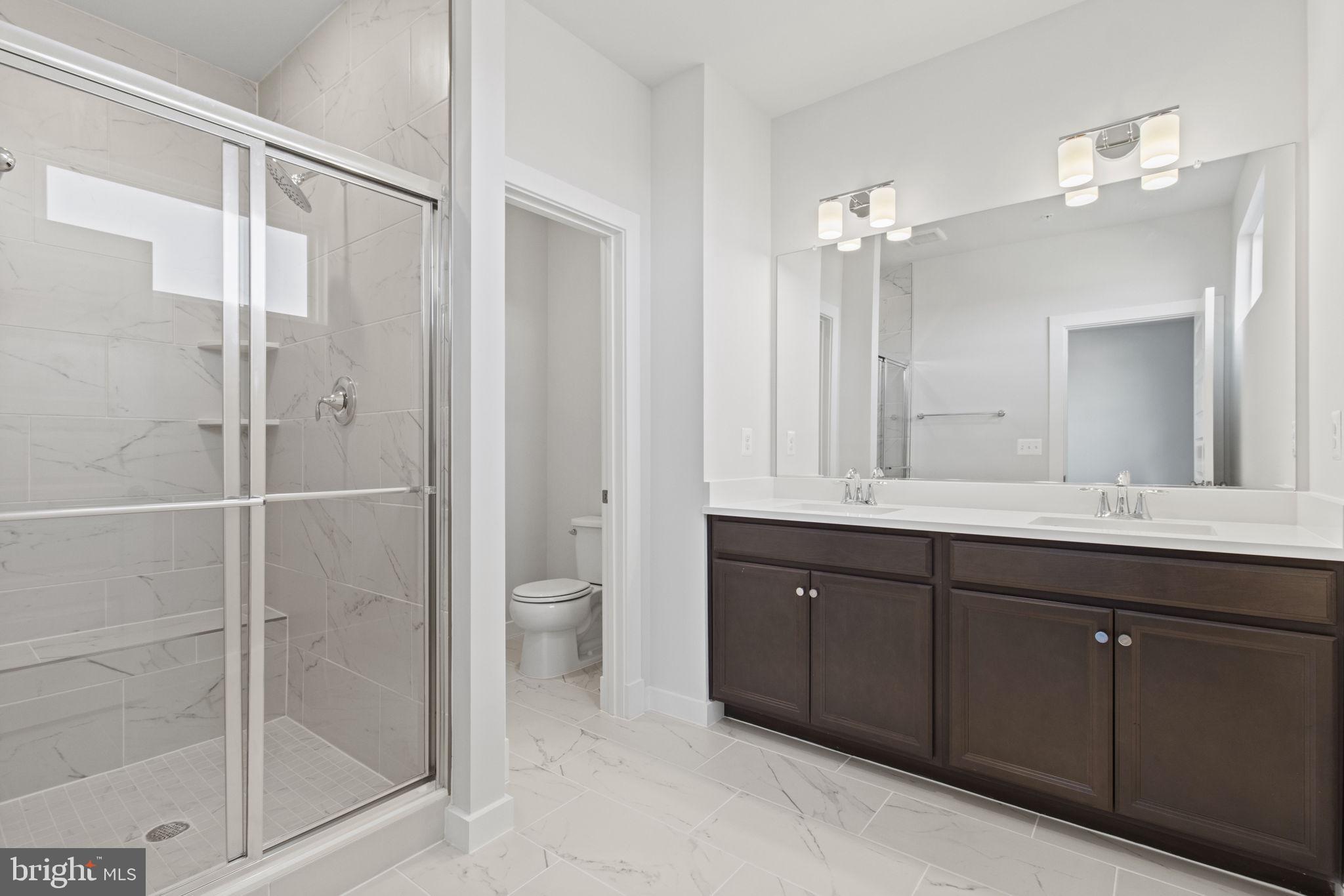 SOUTHLAKE - Residential