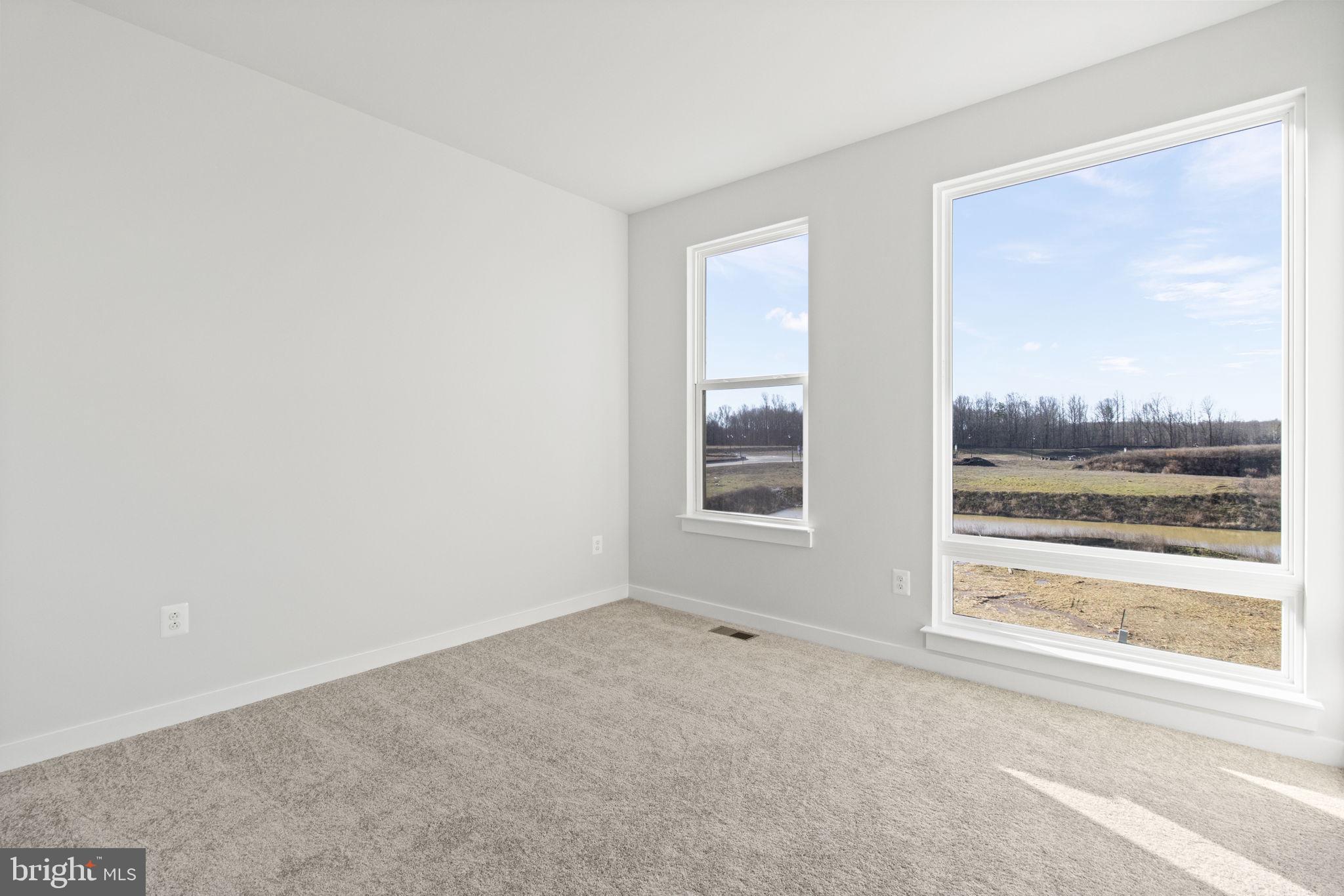 SOUTHLAKE - Residential