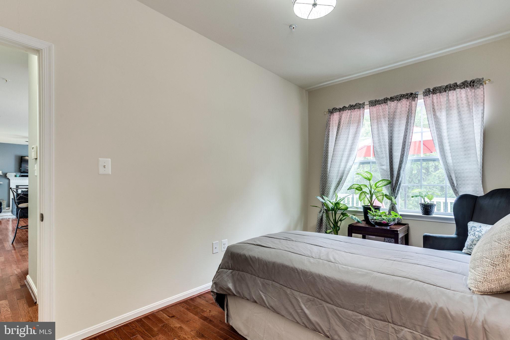 BELMONT - Residential