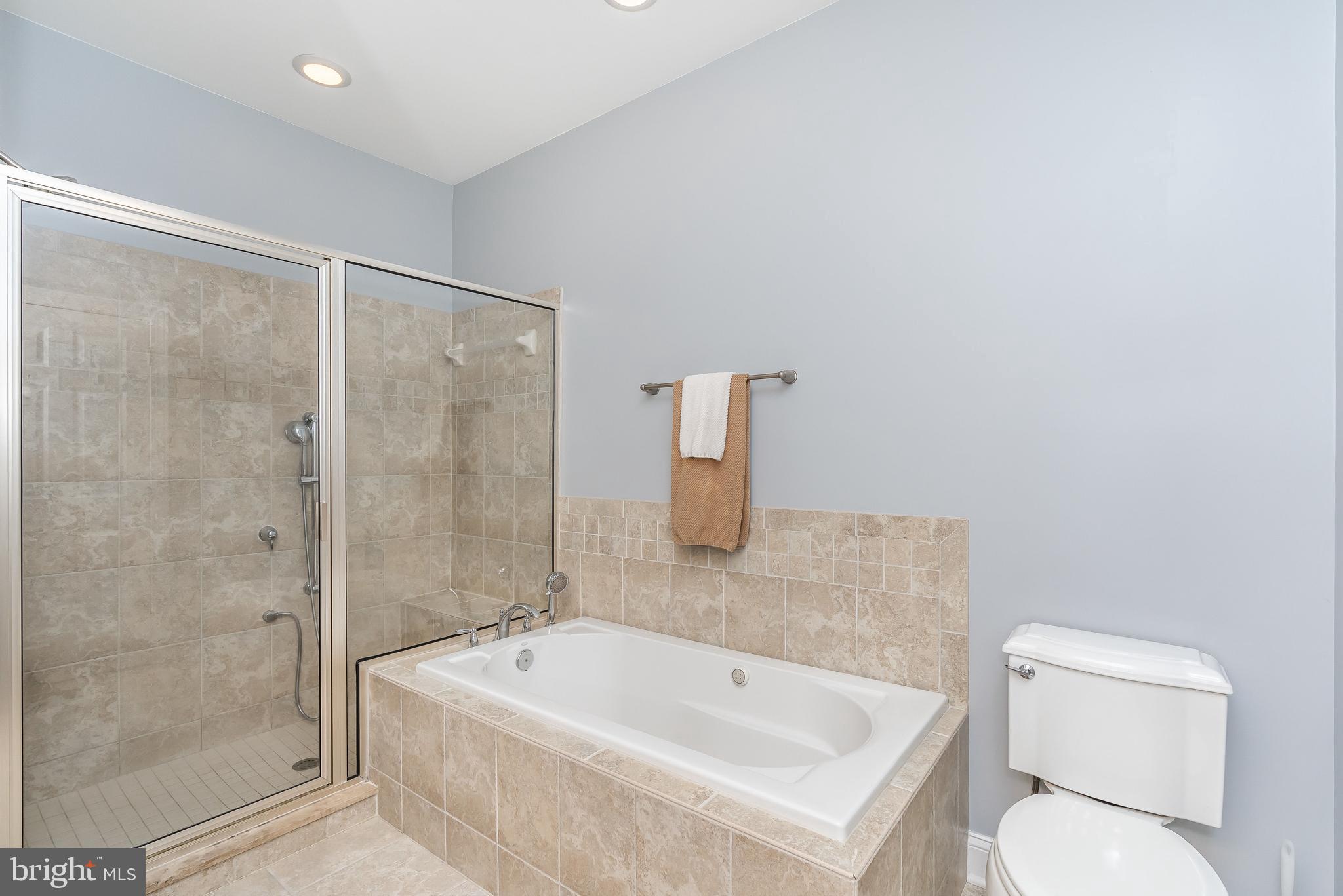 LOCUST POINT - Residential