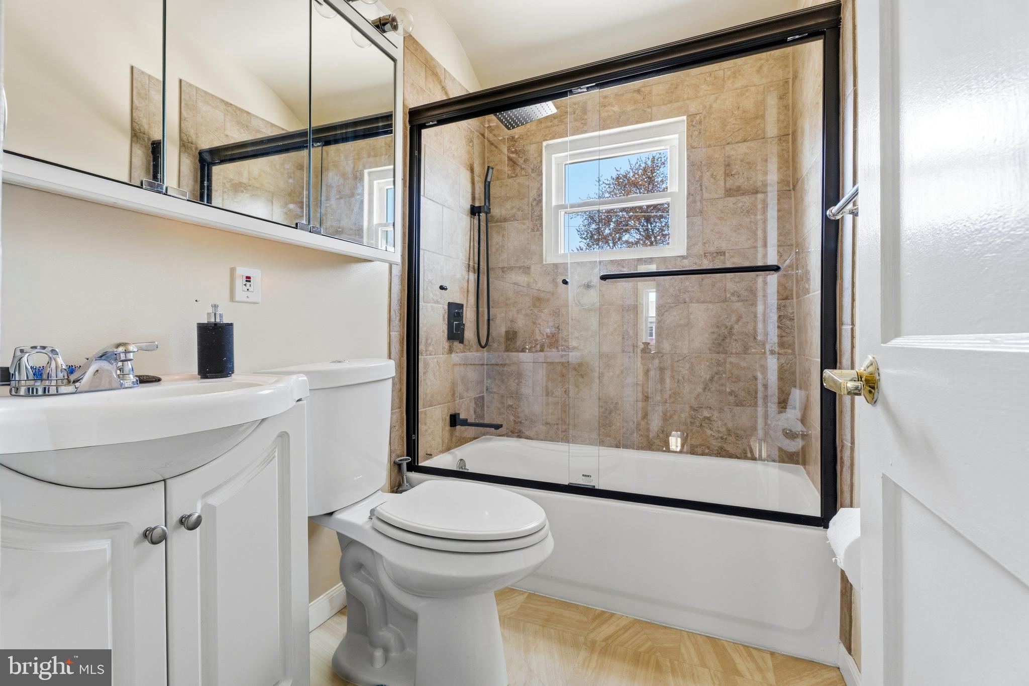 MIDDLESEX - Residential