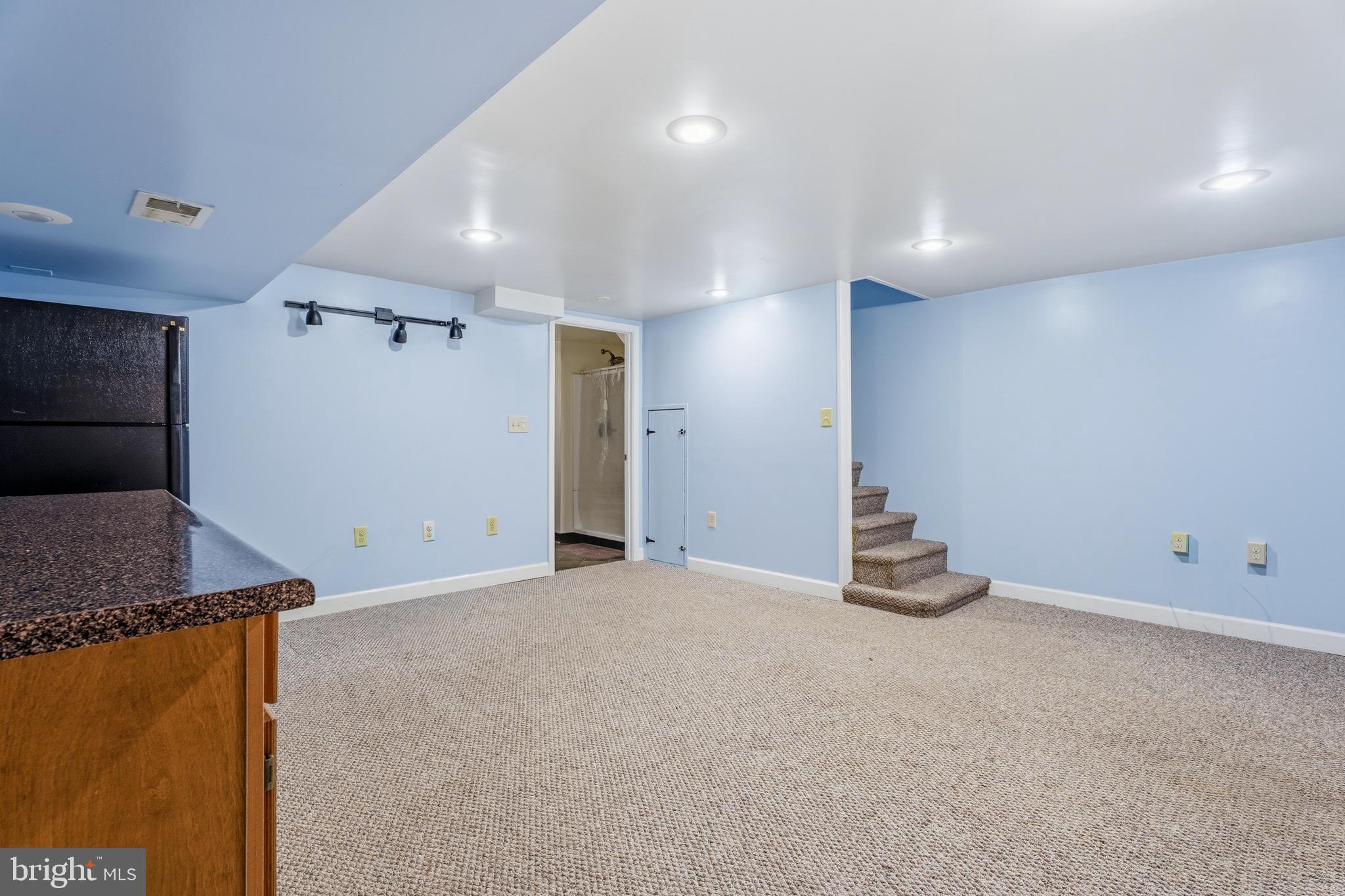 MIDDLESEX - Residential