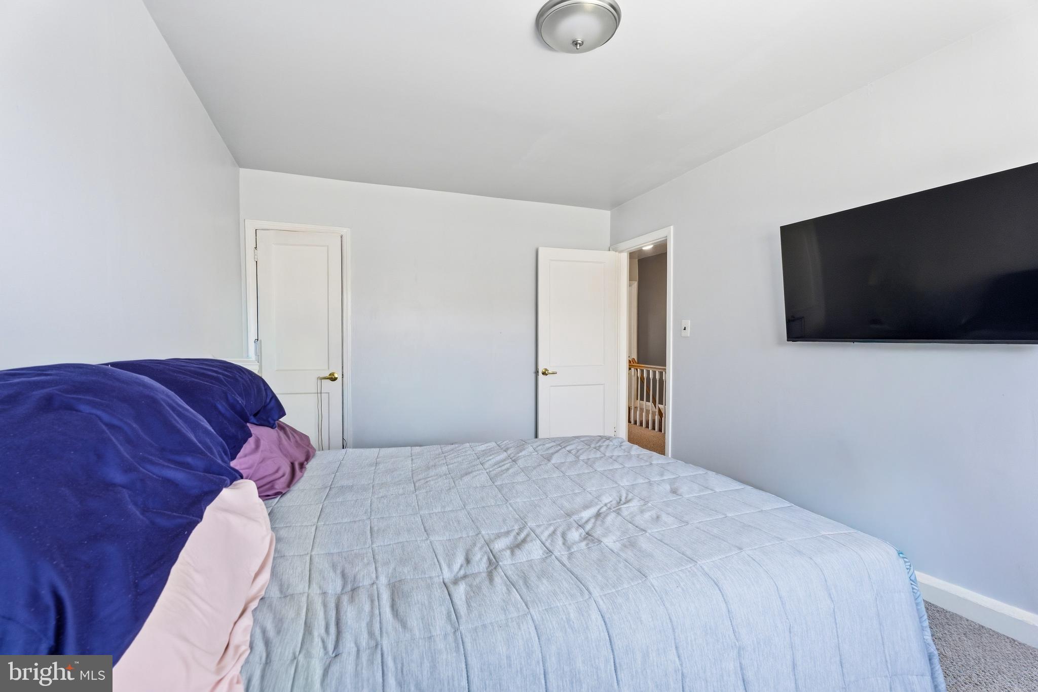 MIDDLESEX - Residential