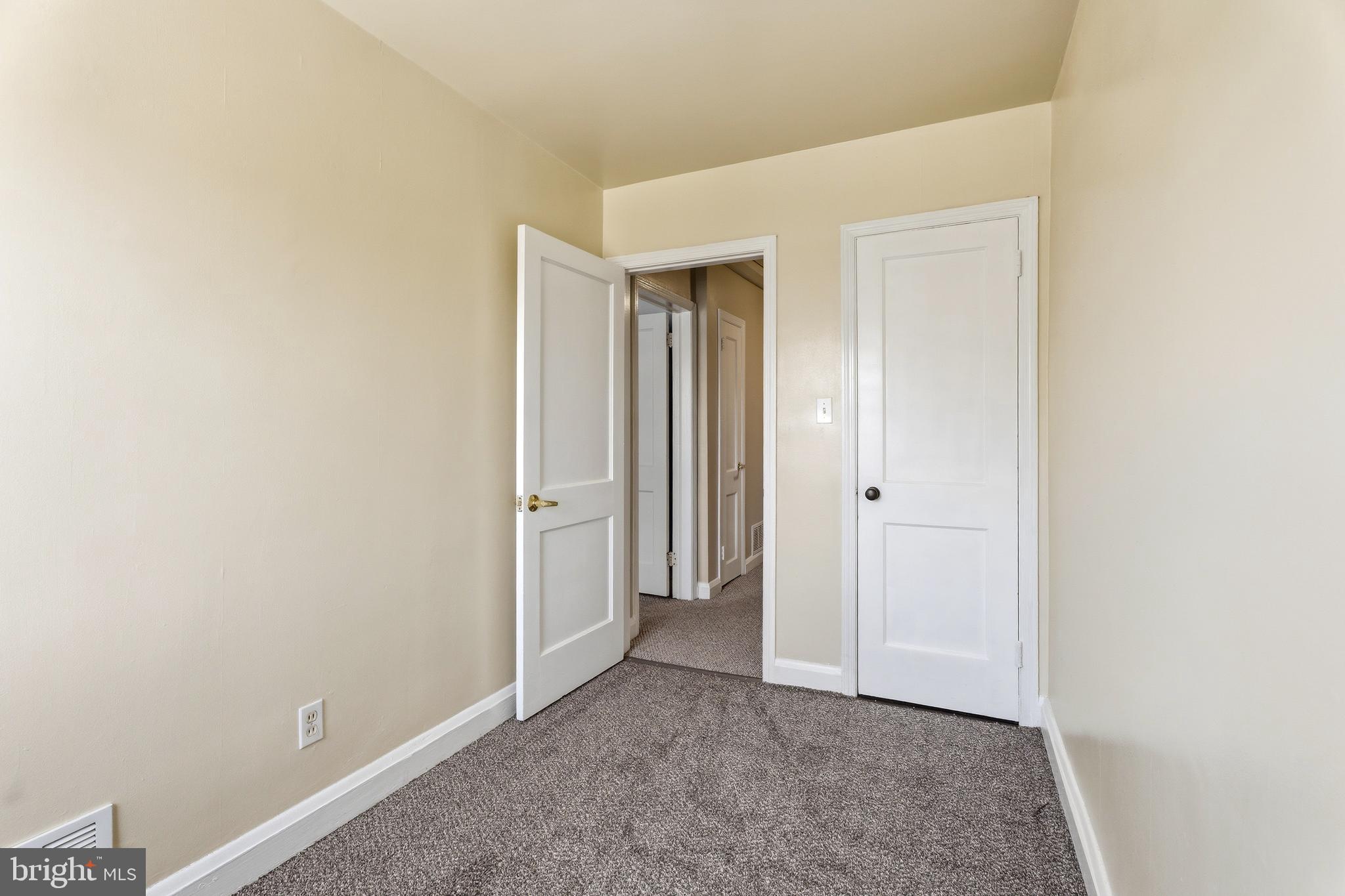 MIDDLESEX - Residential