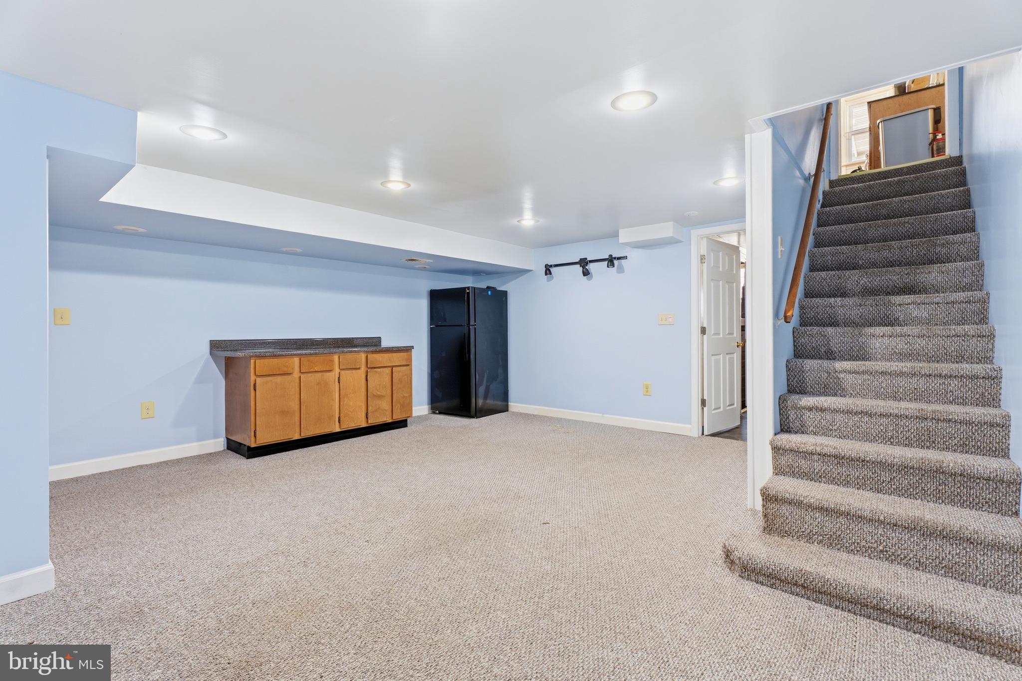 MIDDLESEX - Residential