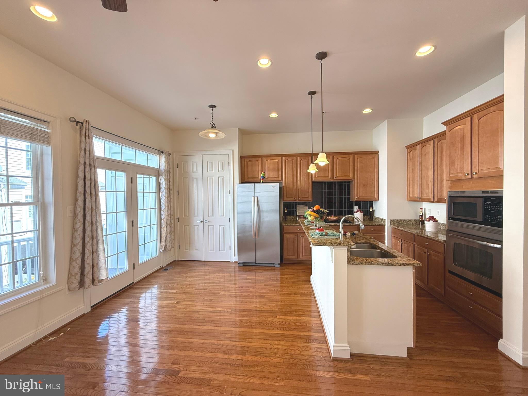 HIDDEN CREEK - Residential