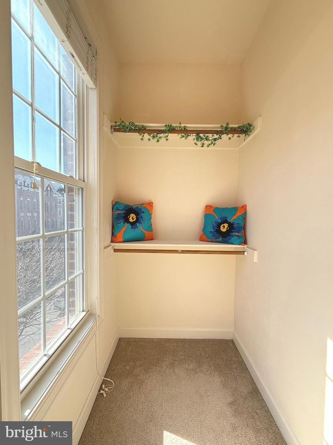 HIDDEN CREEK - Residential