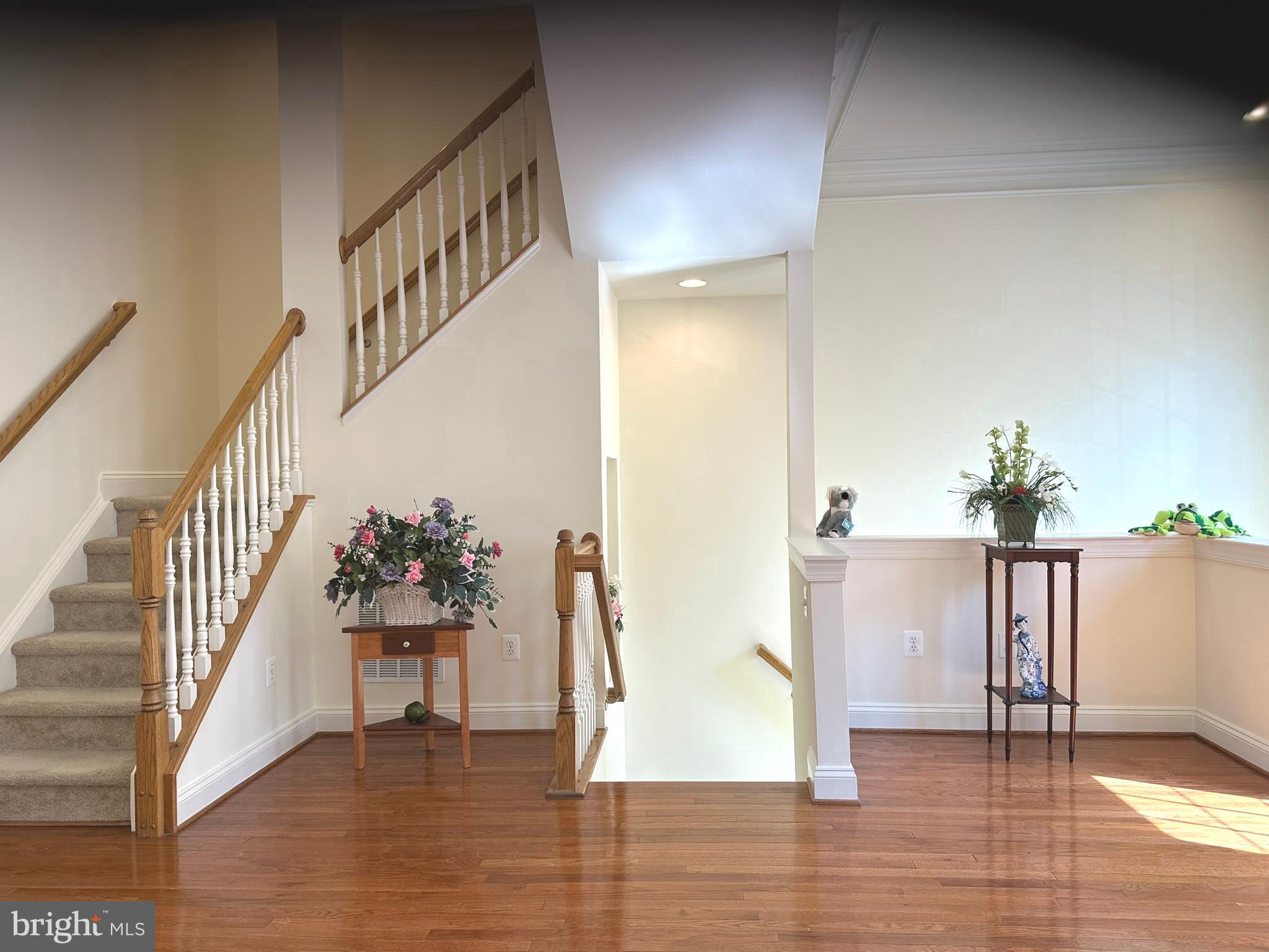 HIDDEN CREEK - Residential