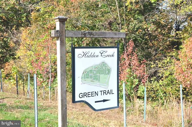 HIDDEN CREEK - Residential