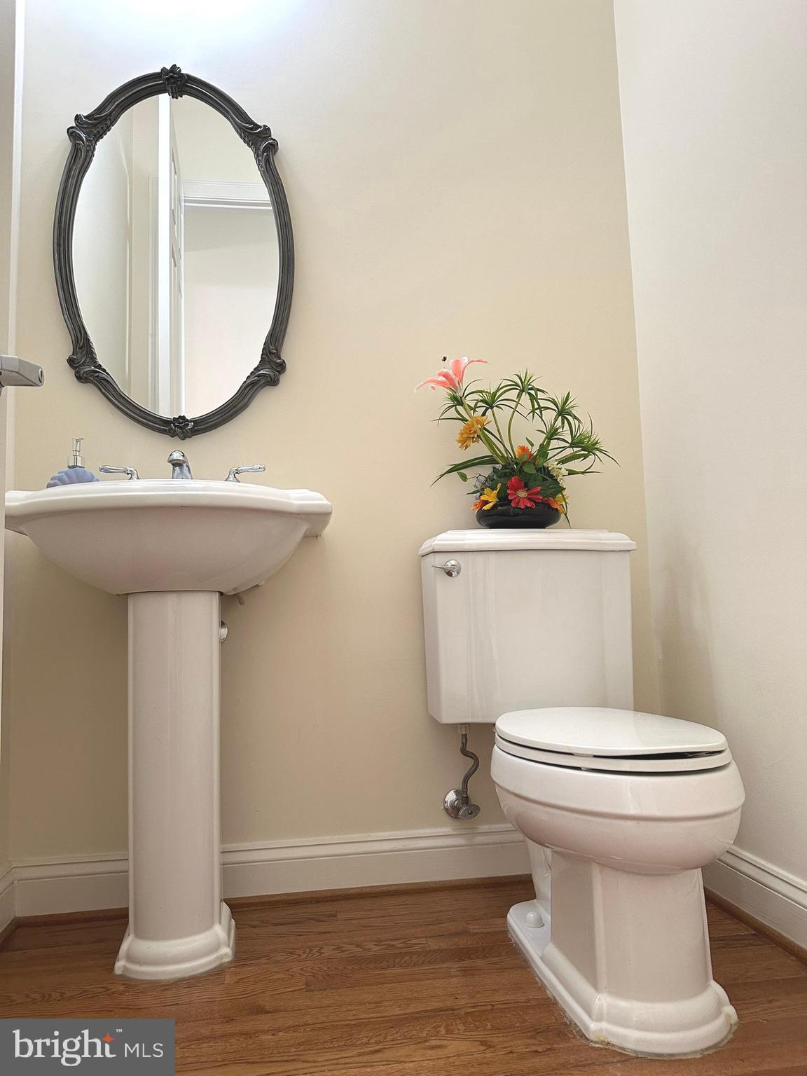 HIDDEN CREEK - Residential