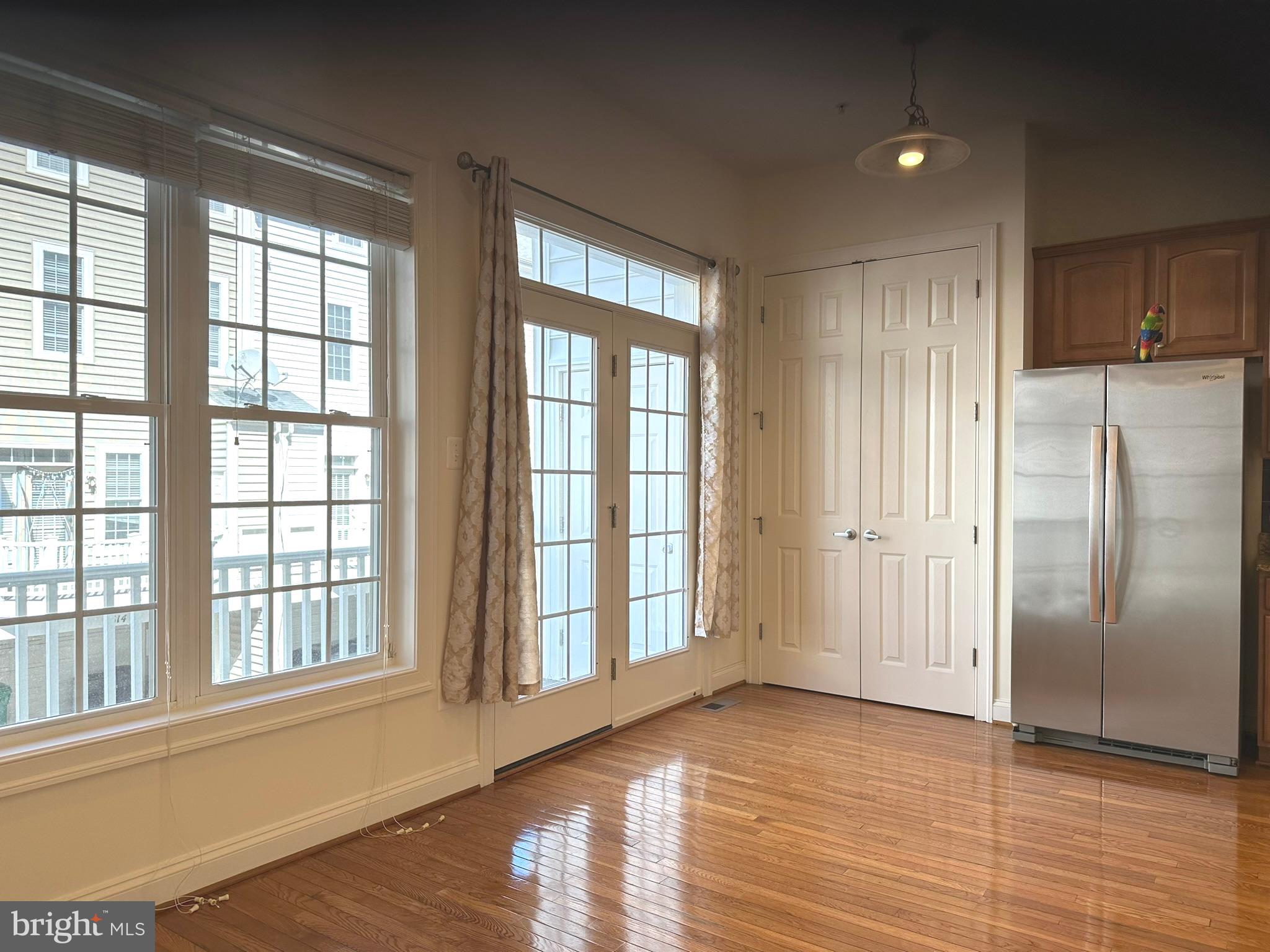 HIDDEN CREEK - Residential