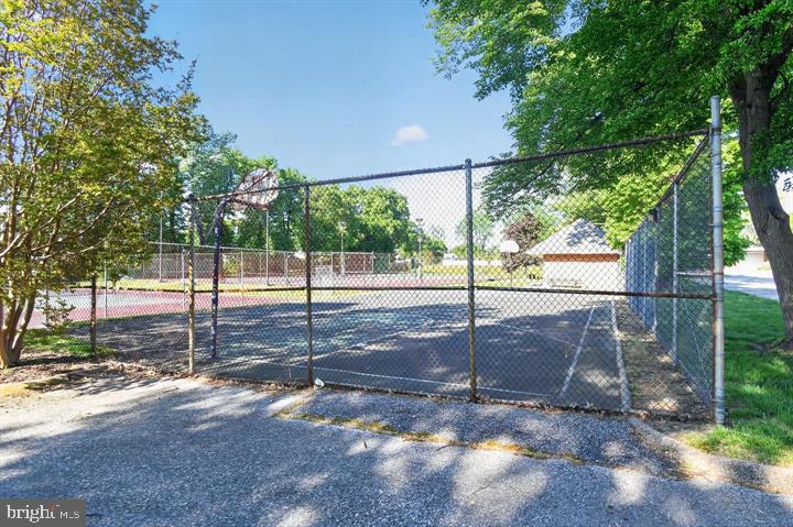 FOXHILL AT BELAIR - Residential