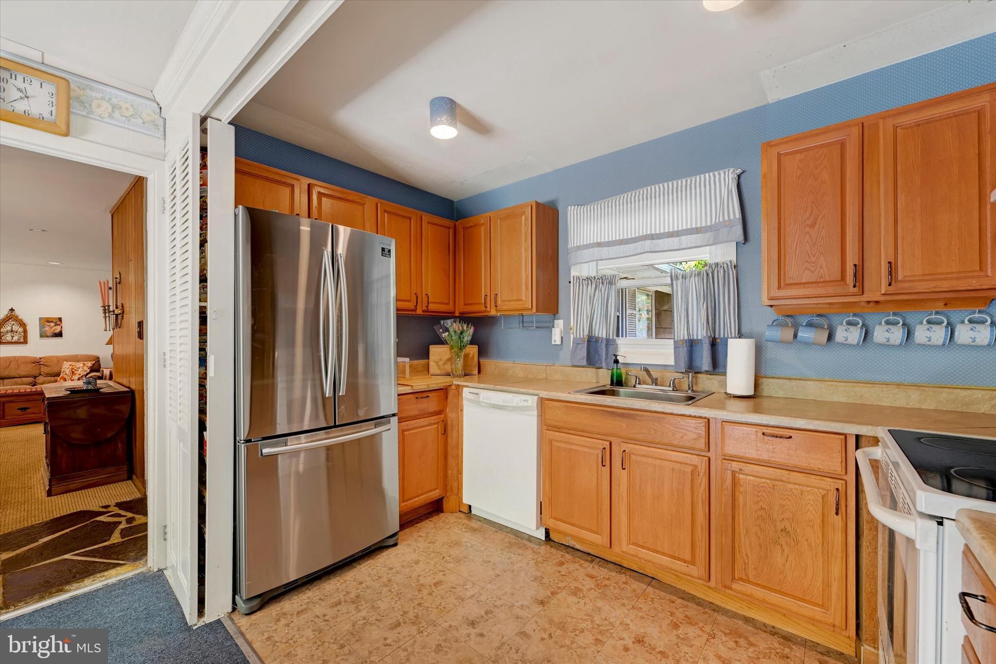 FOXHILL AT BELAIR - Residential