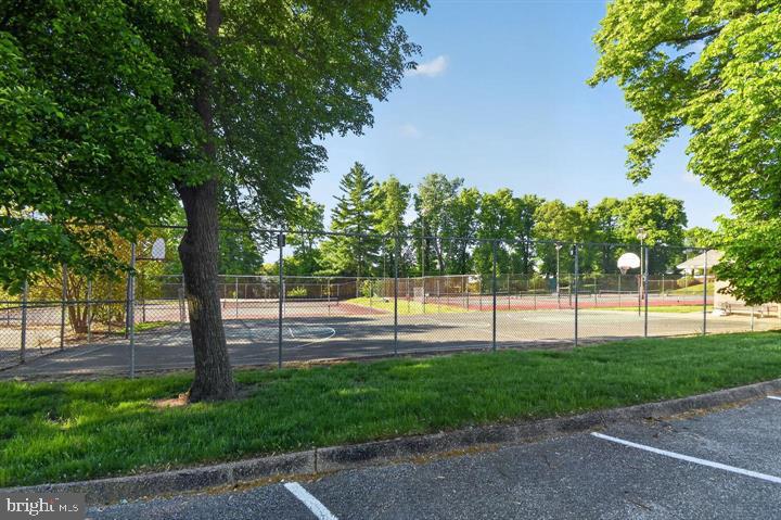 FOXHILL AT BELAIR - Residential