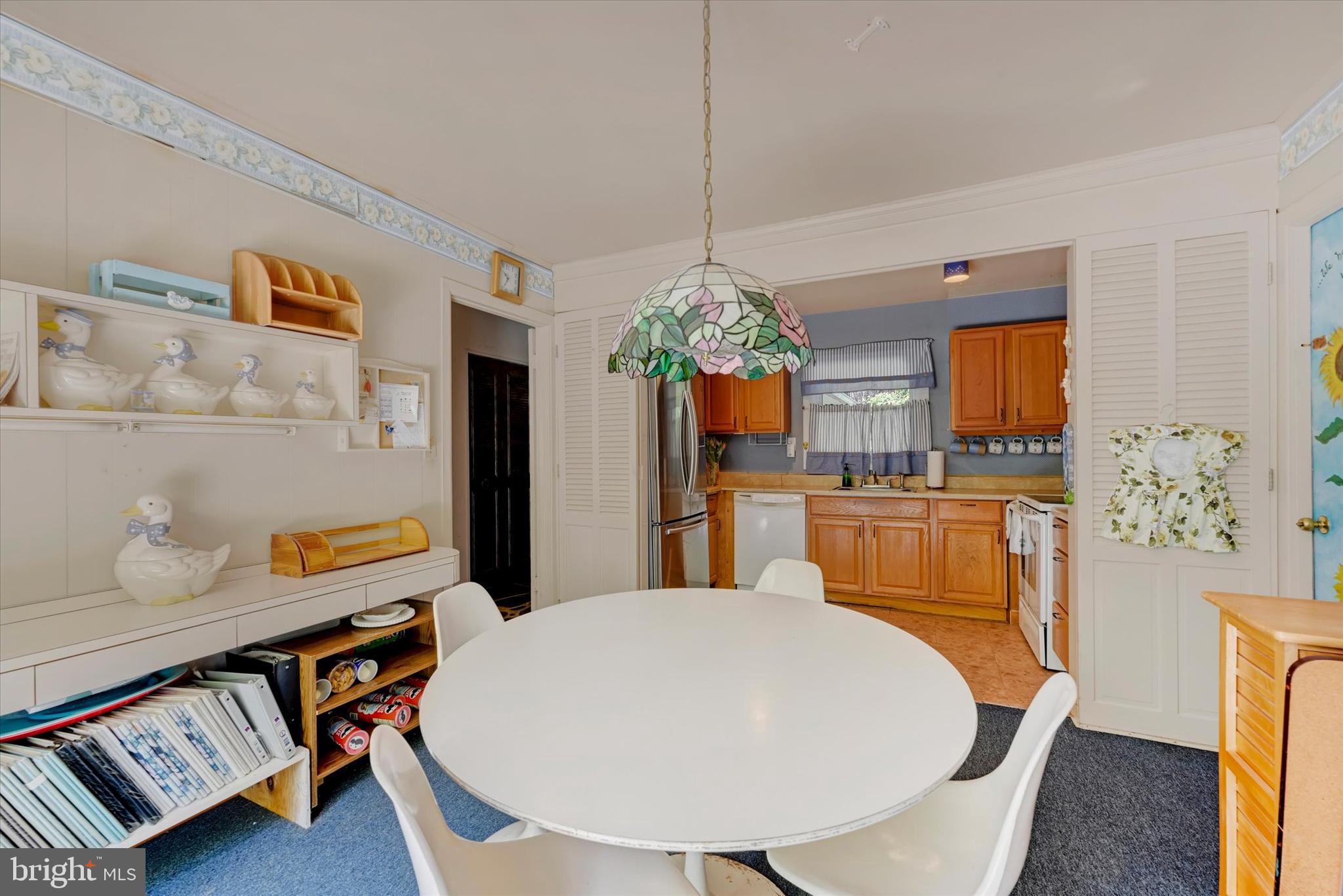 FOXHILL AT BELAIR - Residential
