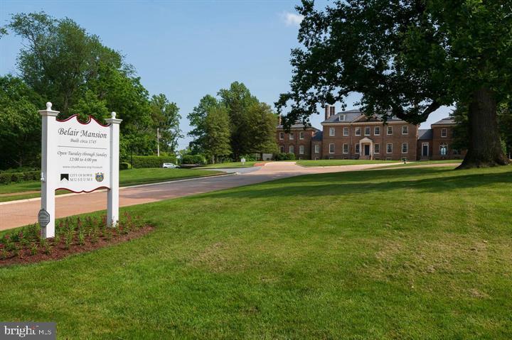 FOXHILL AT BELAIR - Residential