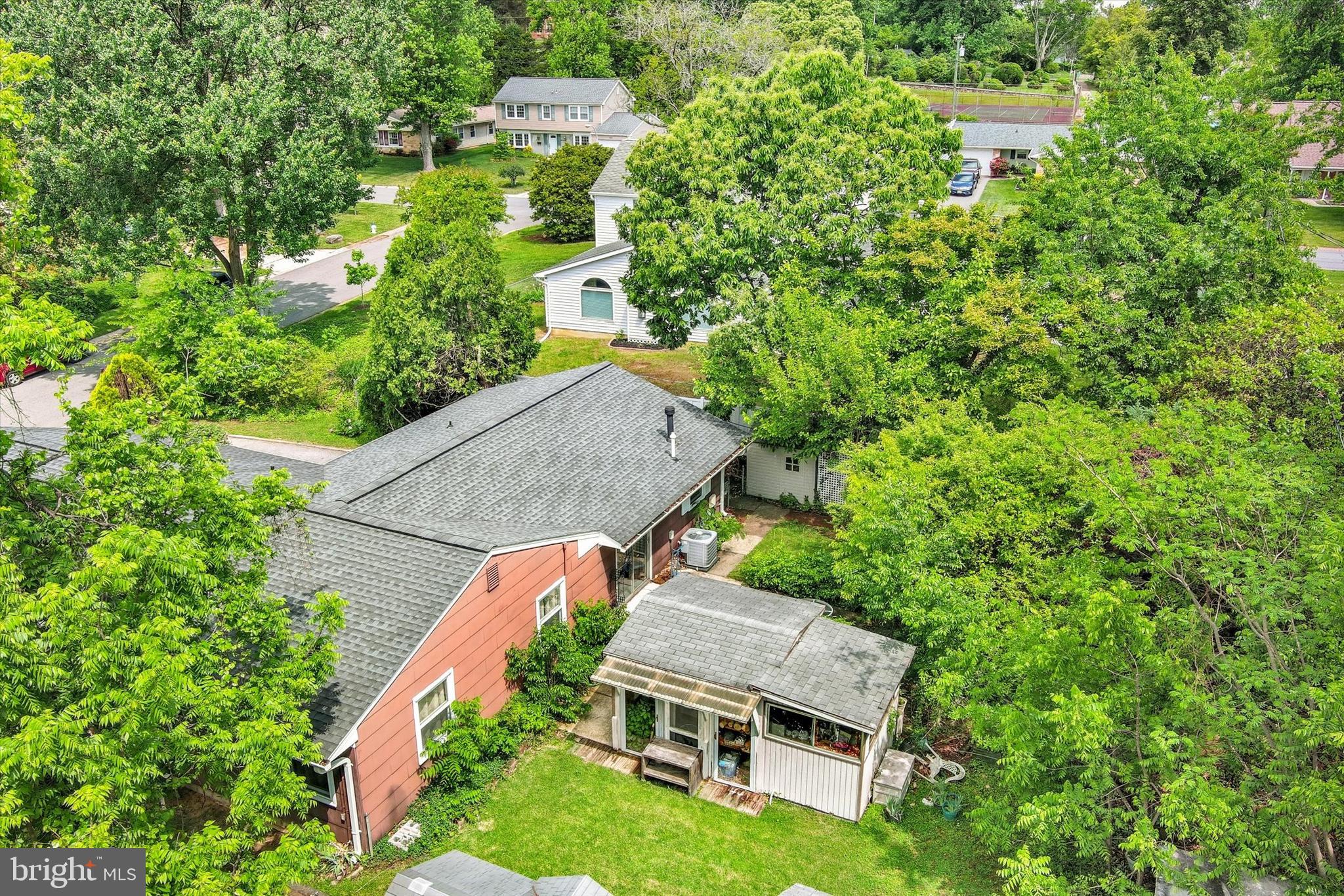 FOXHILL AT BELAIR - Residential