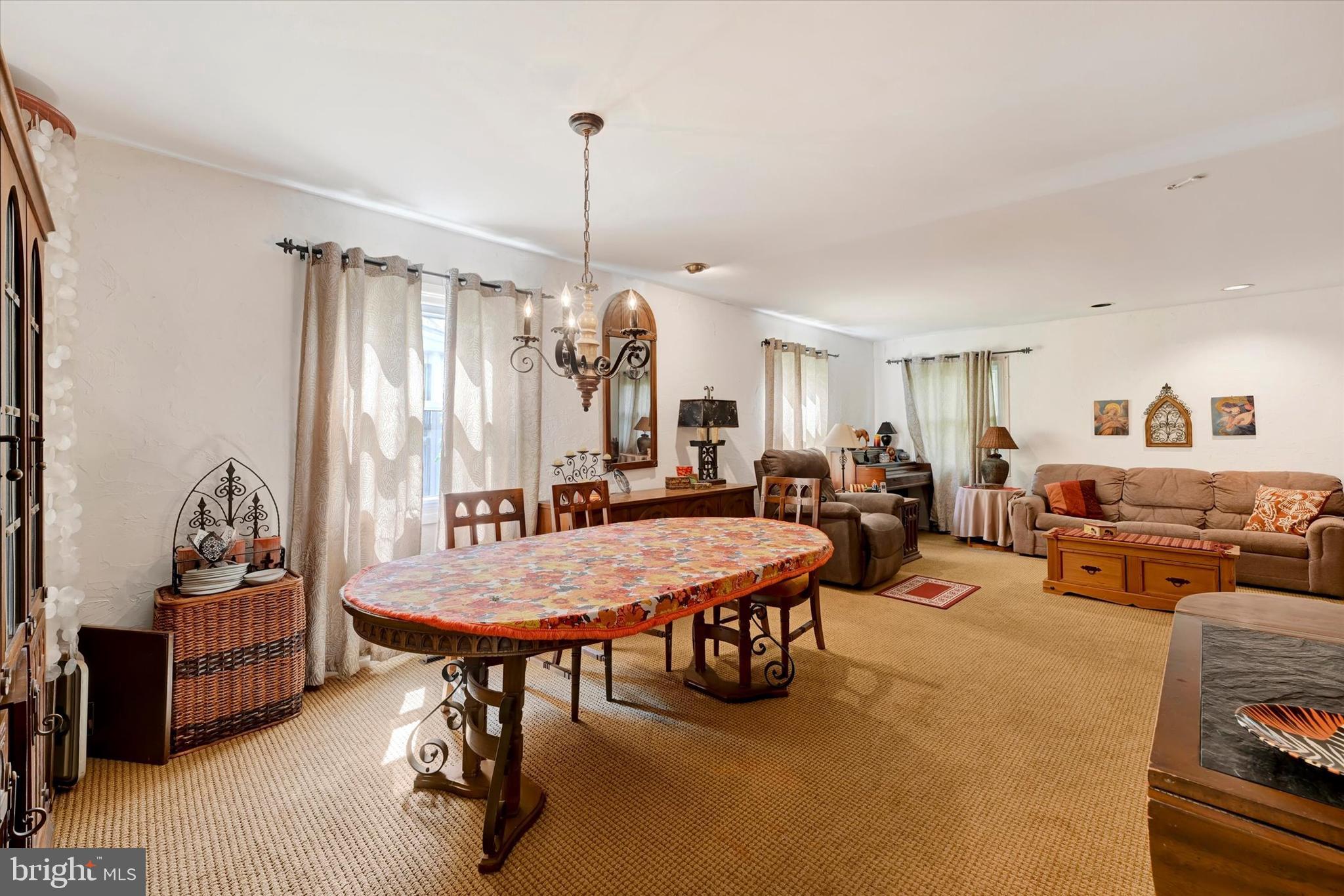 FOXHILL AT BELAIR - Residential