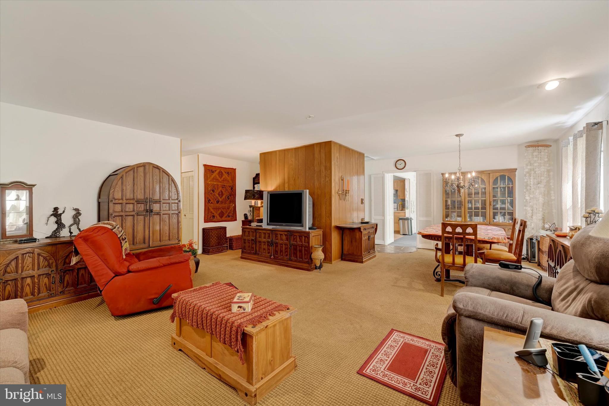 FOXHILL AT BELAIR - Residential