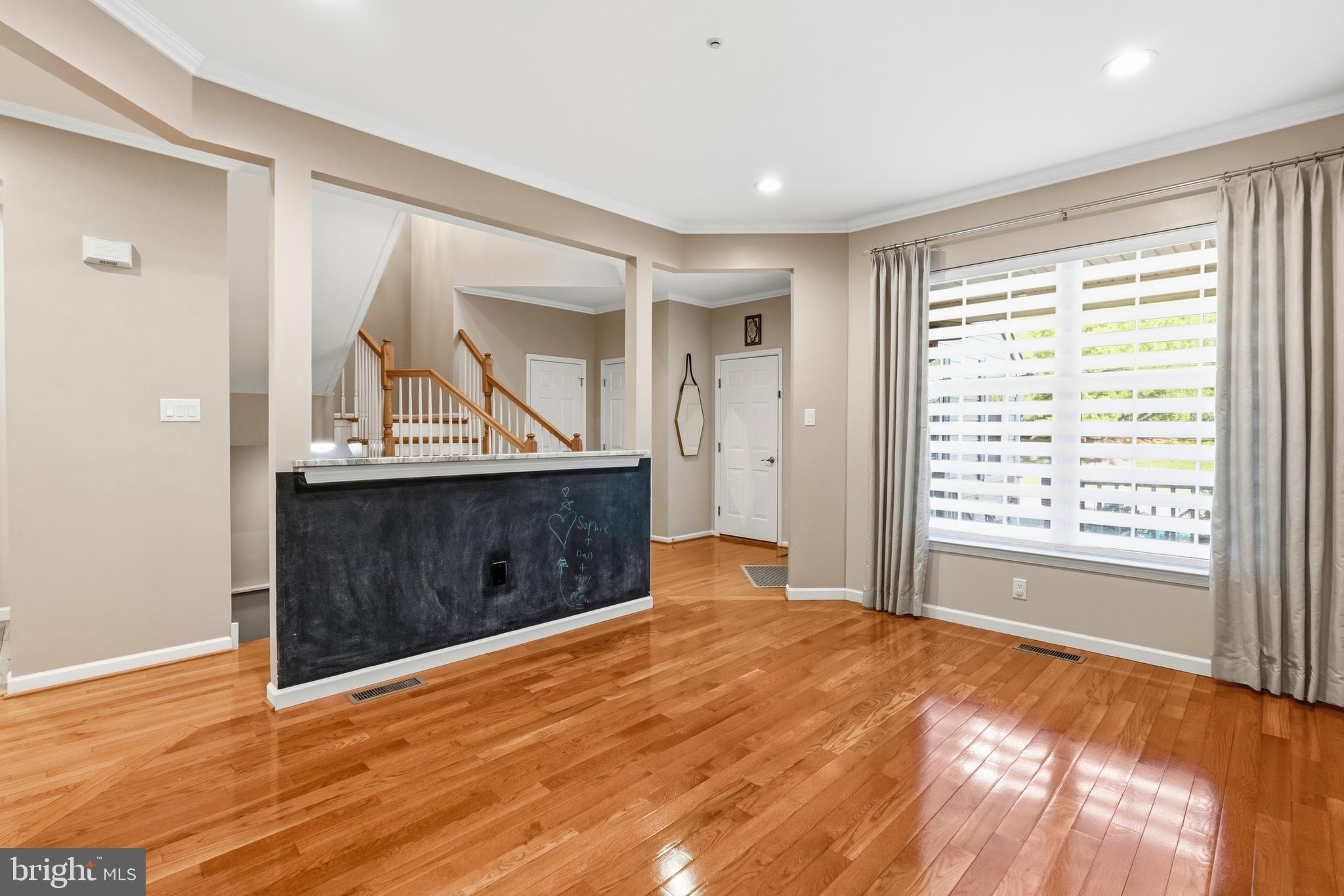 IVYLAND VILLAGE - Residential