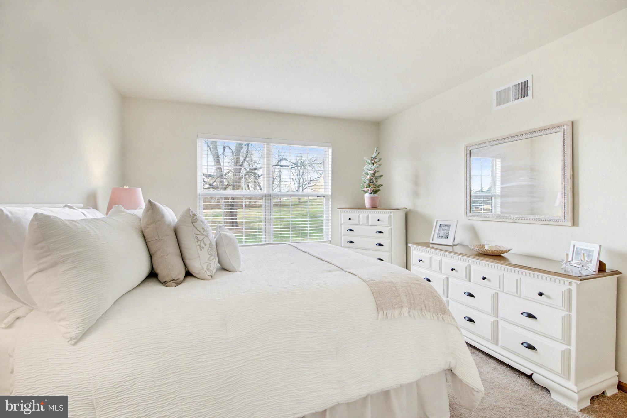 NORTH MIDDLETON TWP - Residential