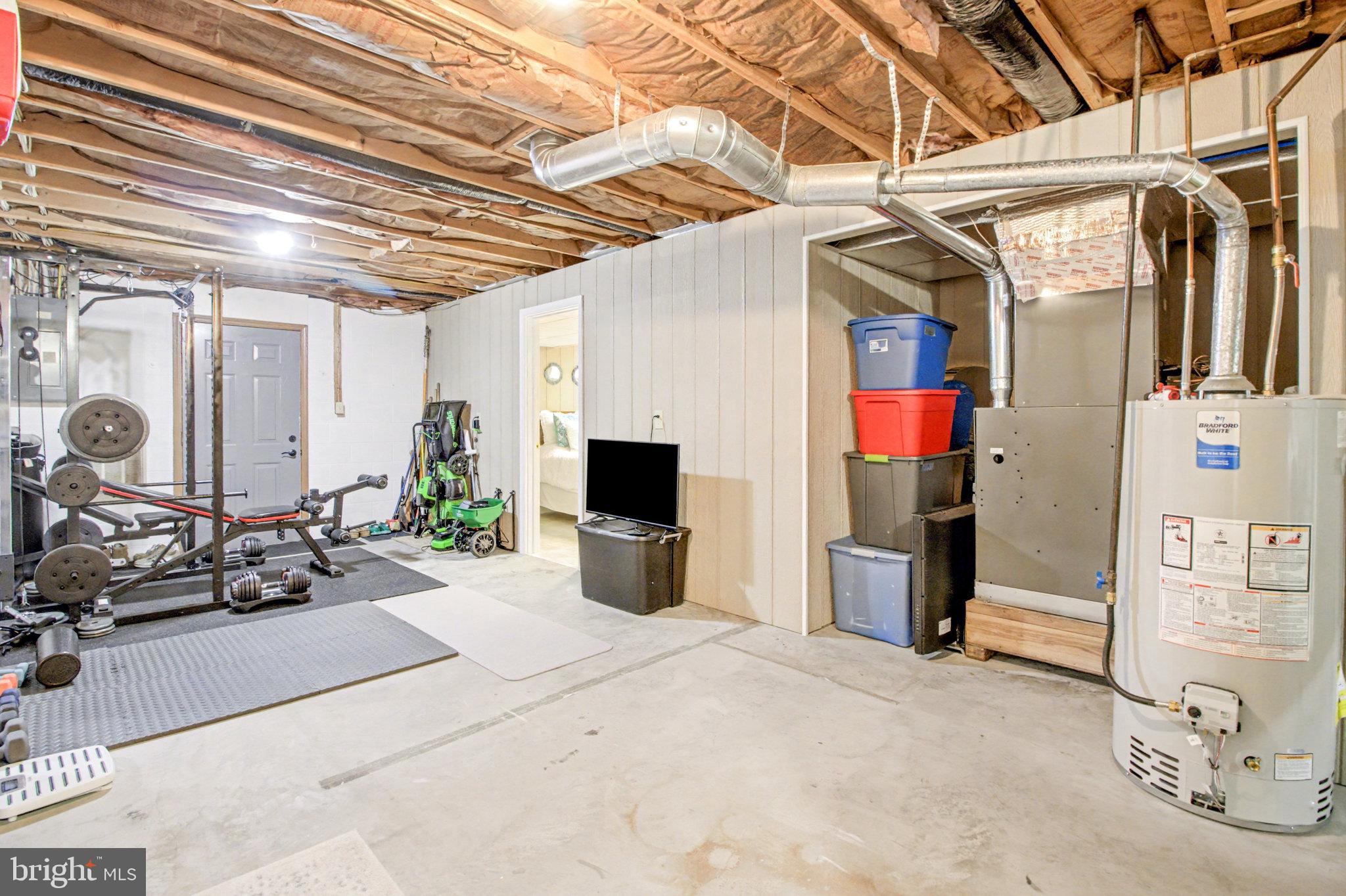 NORTH MIDDLETON TWP - Residential