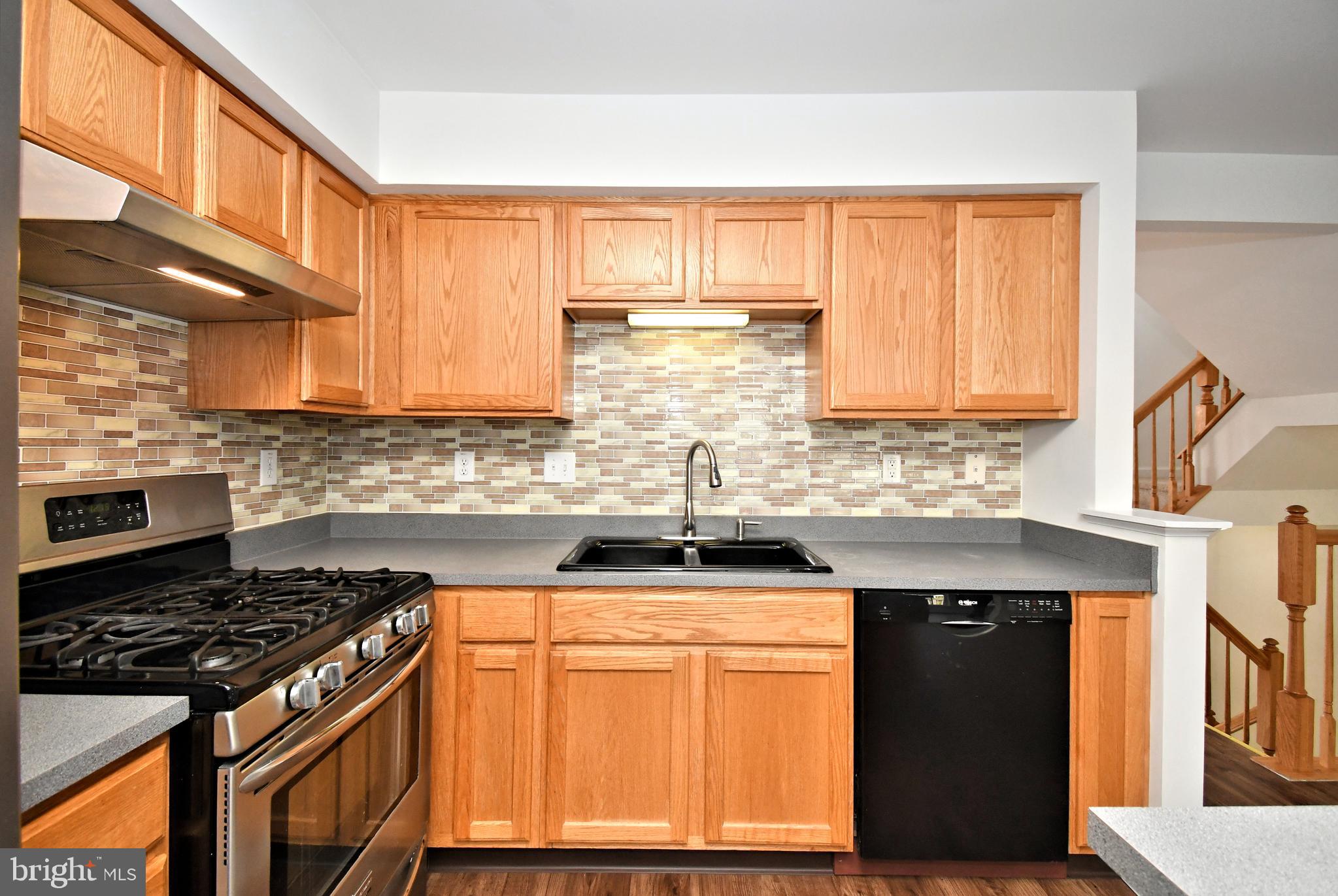 TERRACE AT MONTGOM - Residential