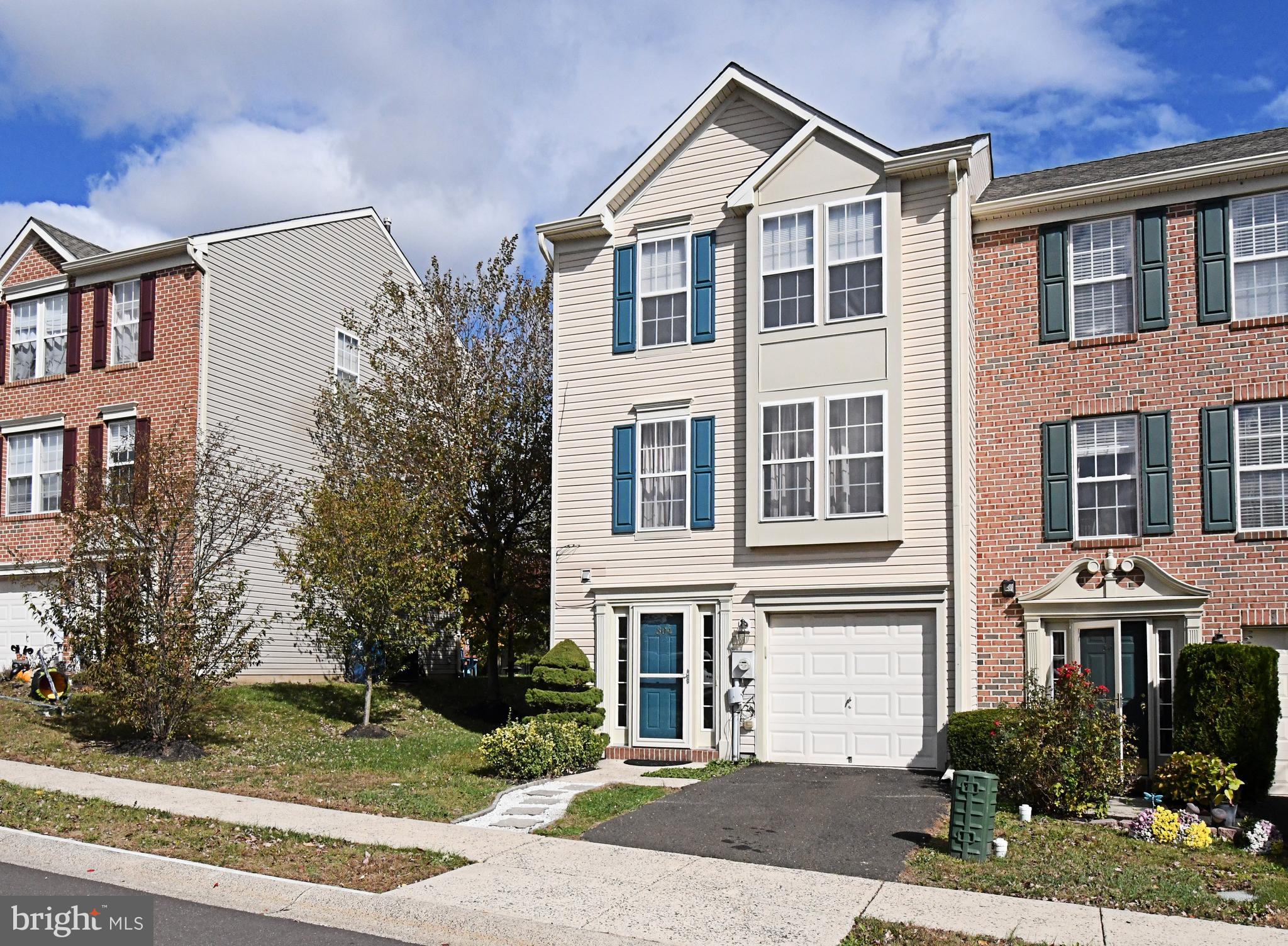 TERRACE AT MONTGOM - Residential