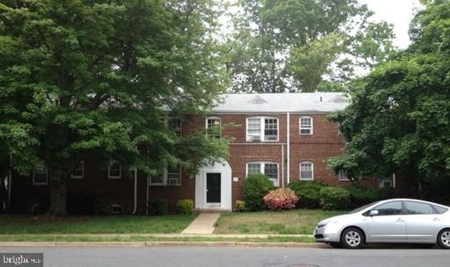 Great opportunity for investors looking for a multi- unit property this property is close to downtown DC.
Fully occupied building in Westover.  Eight one-bedroom apartments. Most tenants are on a month to month.